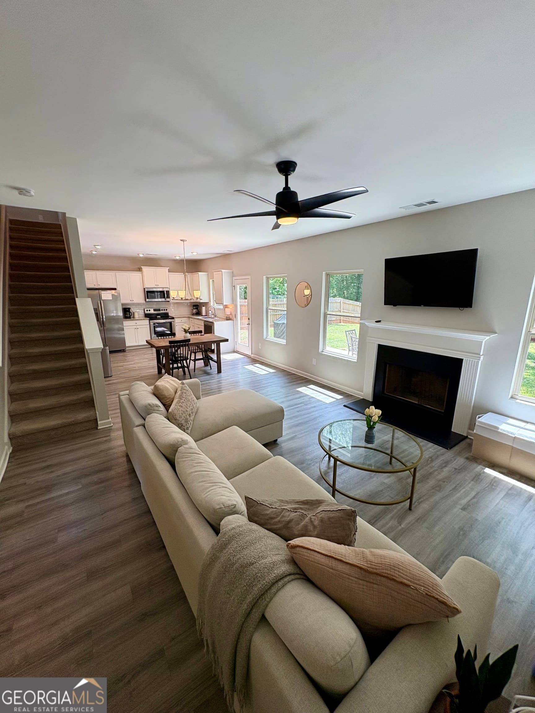 3 bedroom, 2.5 bathroom, 1,672 sq ft single family residence for sale at 142 Sourwood Lane, Temple, GA 30179 — photo 6