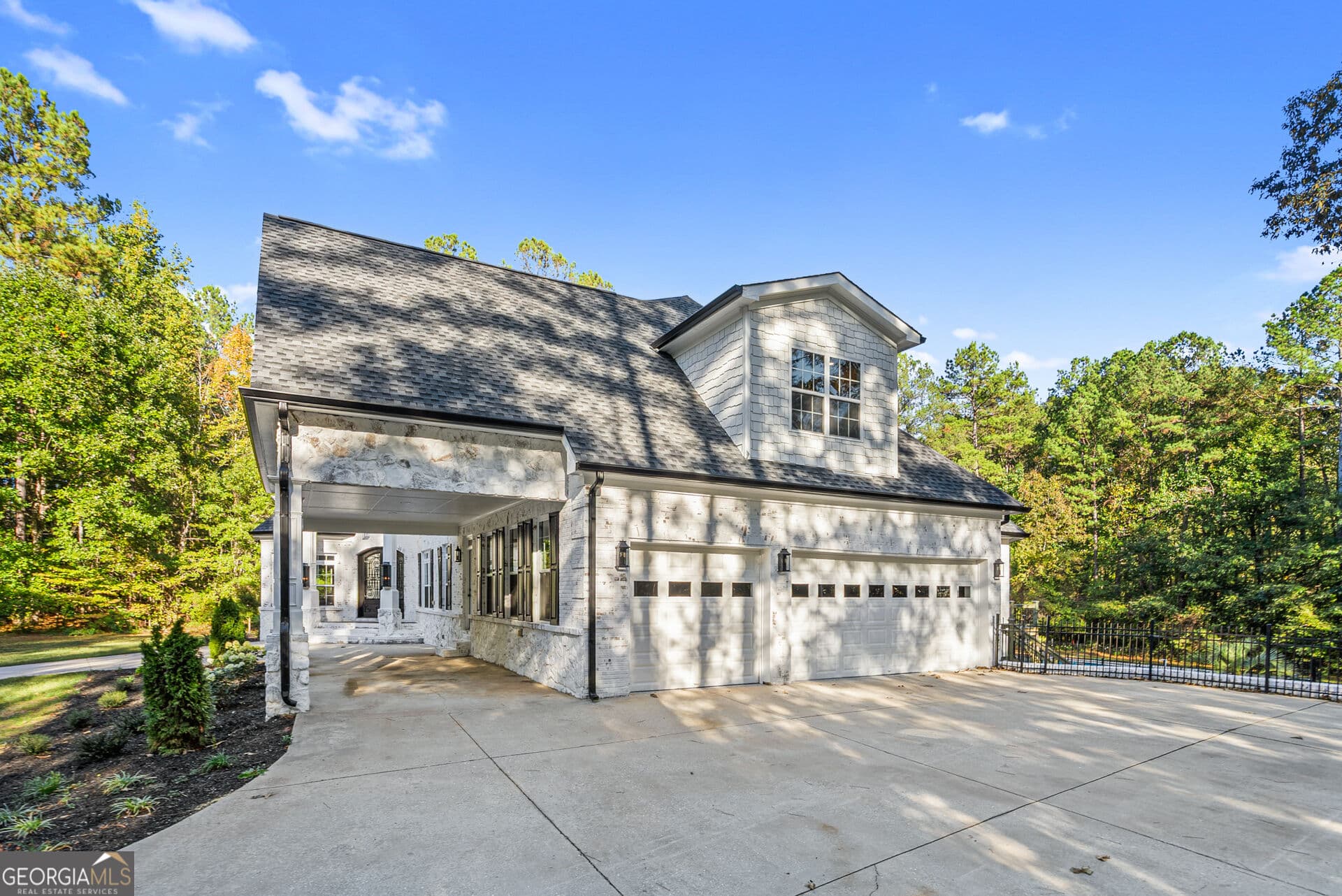 4 bedroom, 5.5 bathroom single family residence for sale at 3520 Clack Road, Madison, GA 30650 — photo 6