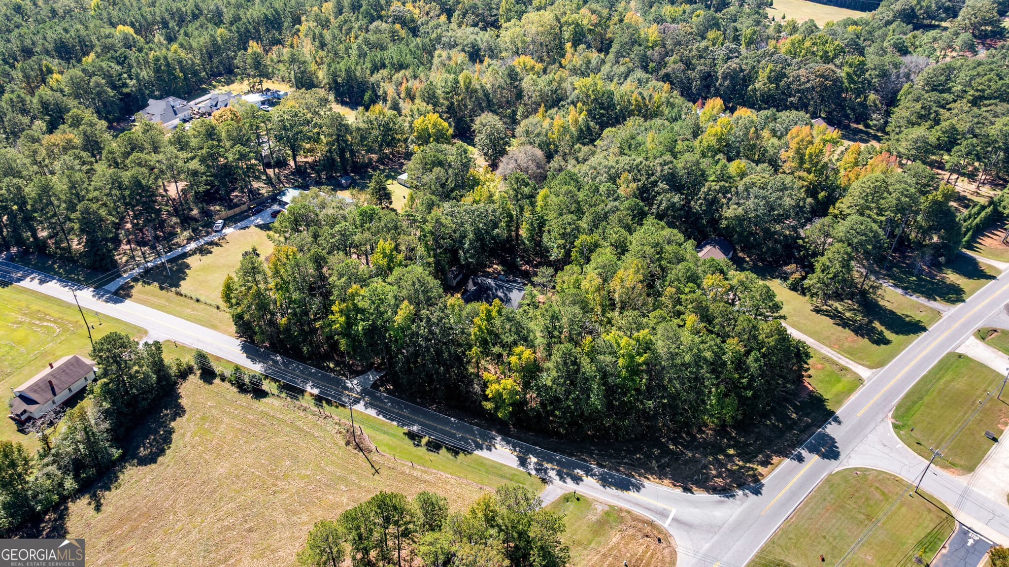 4 bedroom, 2 bathroom, 1,830 sq ft single family residence for sale at 27 Palmetto Tyrone Road, Newnan, GA 30265 — photo 3