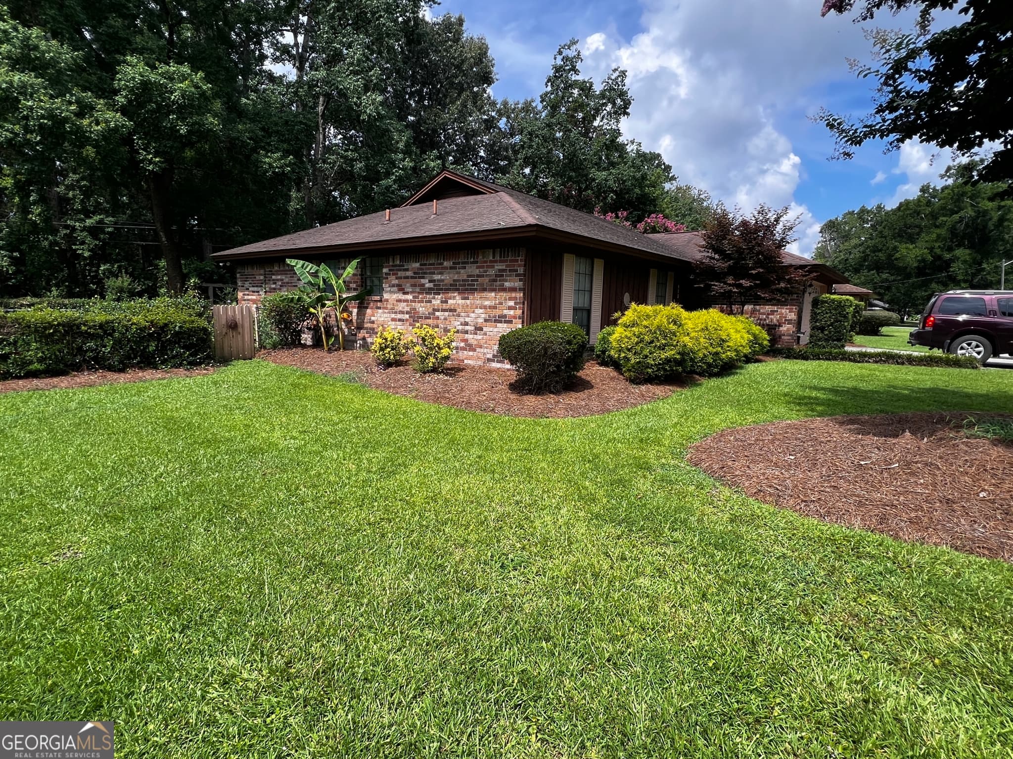 3 bedroom, 2 bathroom, 1,560 sq ft single family residence for sale at 413 Symons Street, Pooler, GA 31322 — photo 3