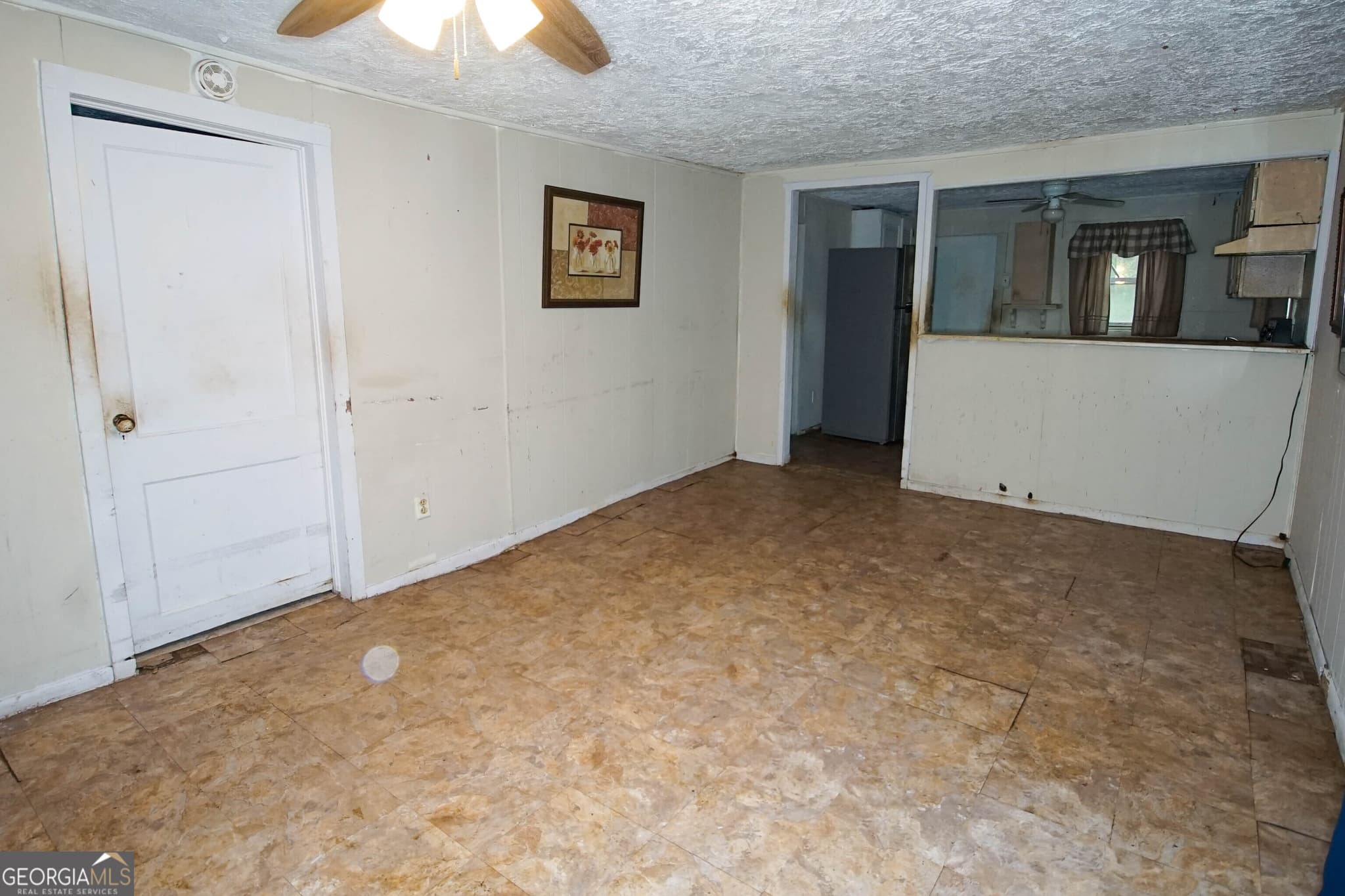 2 bedroom, 1 bathroom, 800 sq ft single family residence under contract at 28 E Mlk Jr Avenue, Lakeland, GA 31635 — photo 9