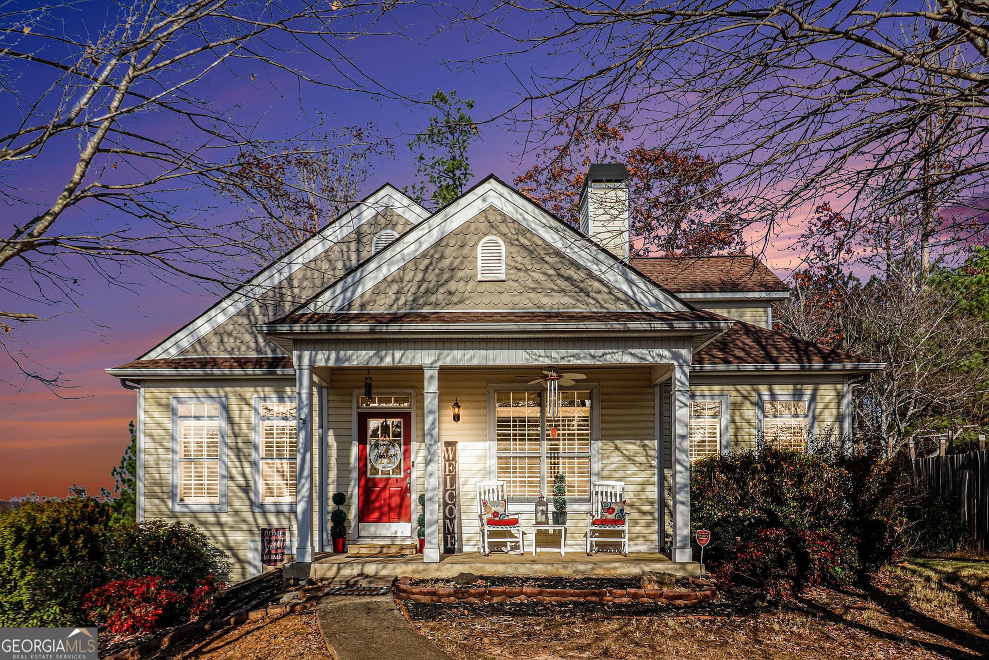 3 bedroom, 3 bathroom, 2,064 sq ft single family residence for sale at 2685 Mariner Way, Villa Rica, GA 30180 — photo 2