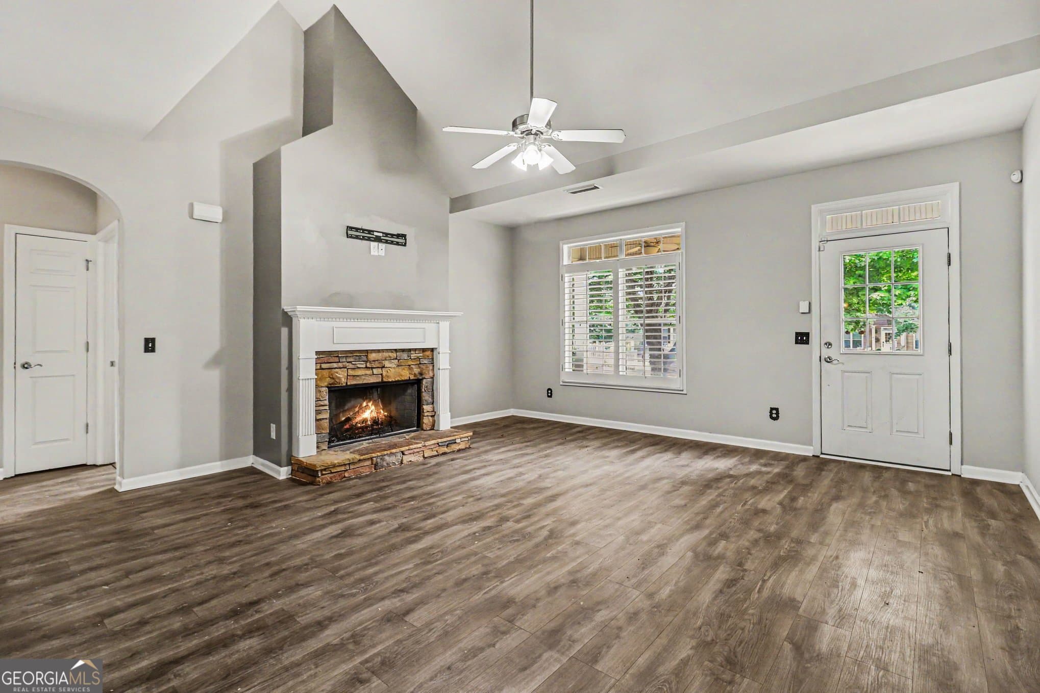 3 bedroom, 3 bathroom, 2,064 sq ft single family residence for sale at 2685 Mariner Way, Villa Rica, GA 30180 — photo 6