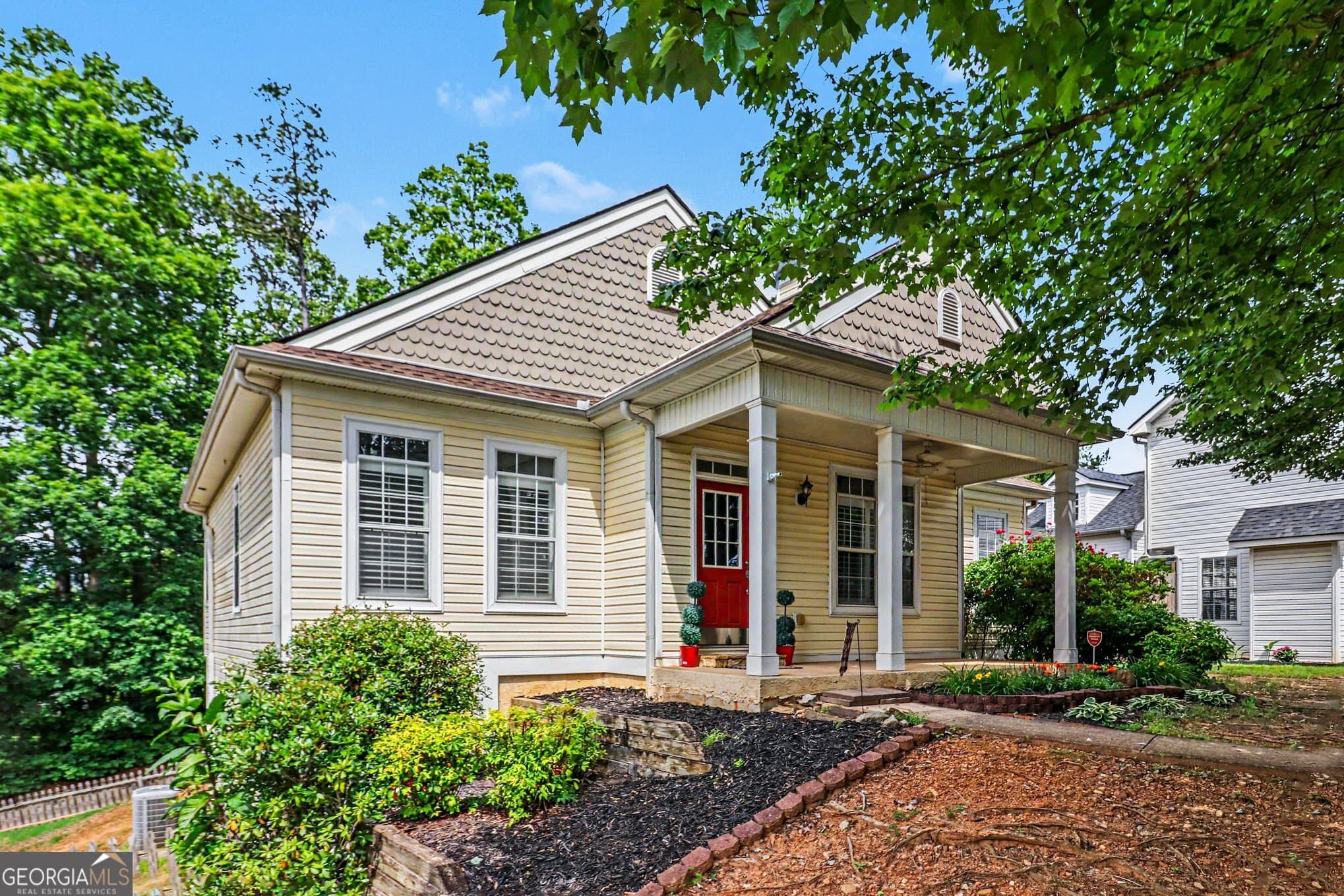 3 bedroom, 3 bathroom, 2,064 sq ft single family residence for sale at 2685 Mariner Way, Villa Rica, GA 30180 — photo 1 of 31