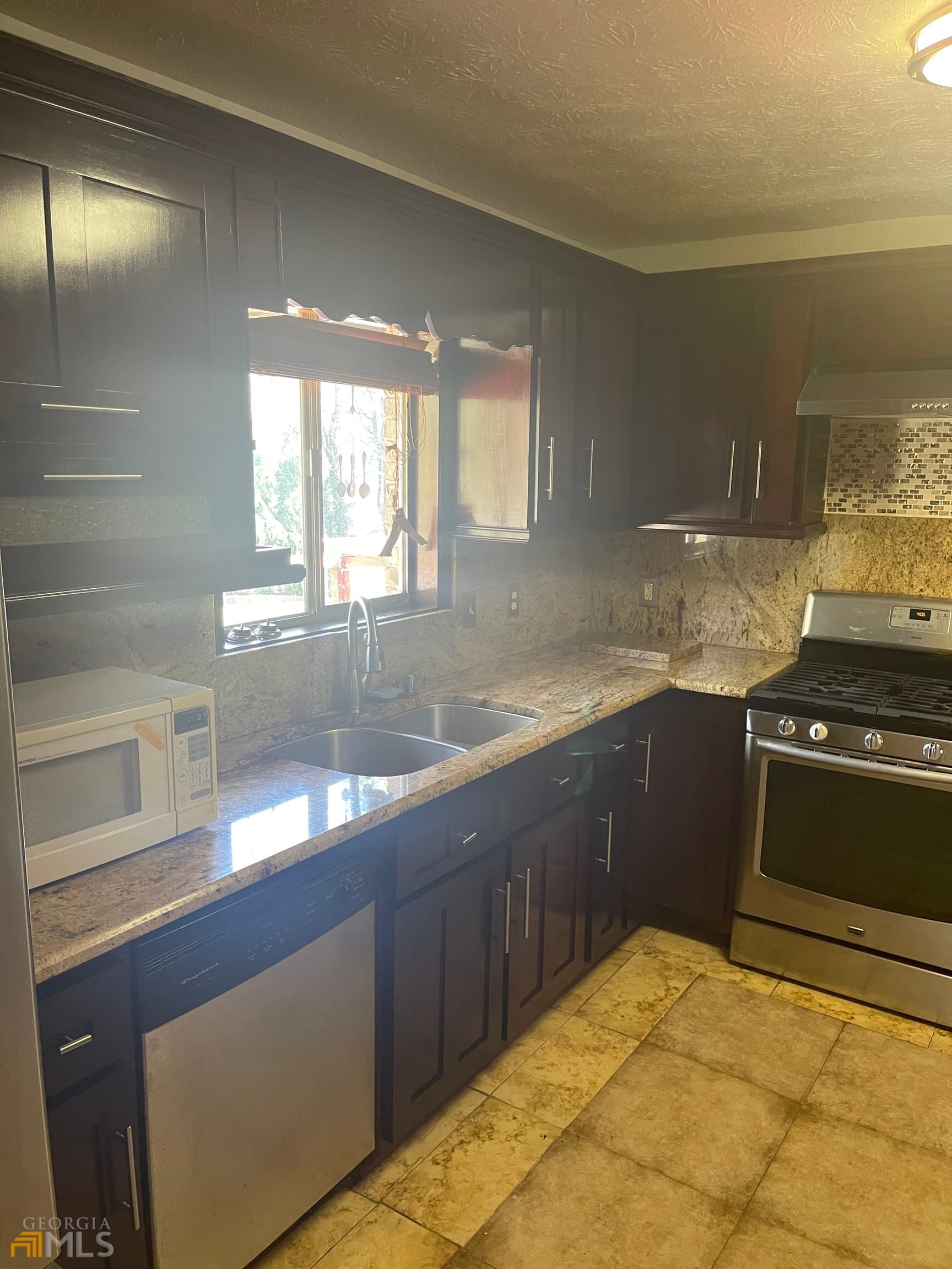 3 bedroom, 2 bathroom, 1,783 sq ft single family residence for rent at 1088 Sherrington Drive, Stone Mountain, GA 30083 for $1,700 a month — photo 7