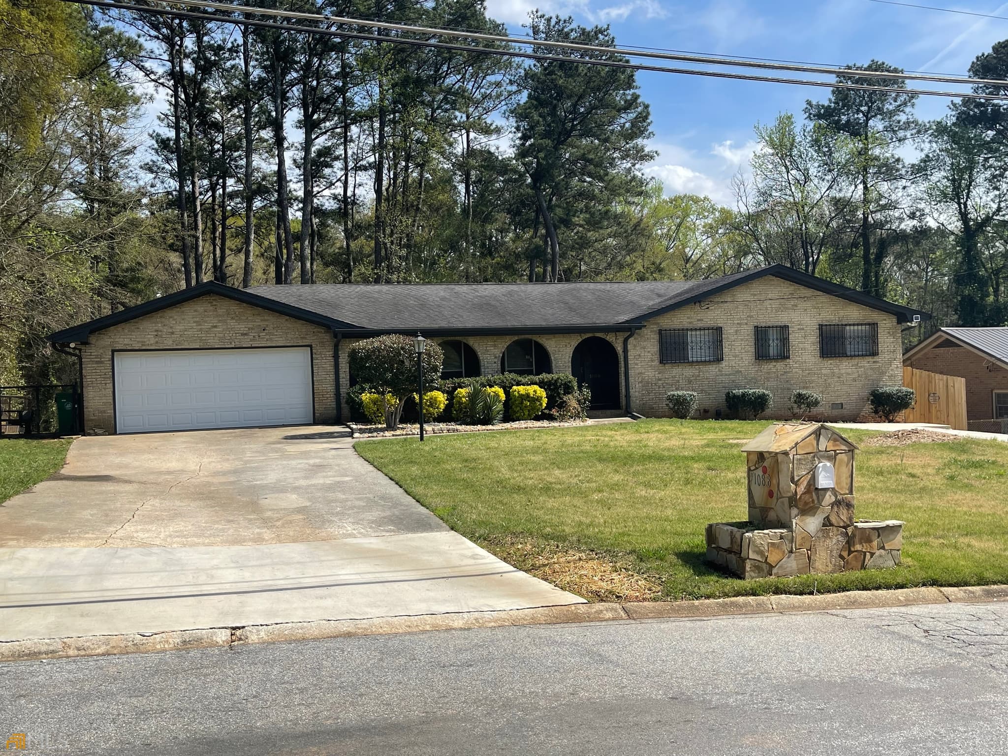 3 bedroom, 2 bathroom, 1,783 sq ft single family residence for rent at 1088 Sherrington Drive, Stone Mountain, GA 30083 for $1,700 a month — photo 1 of 25