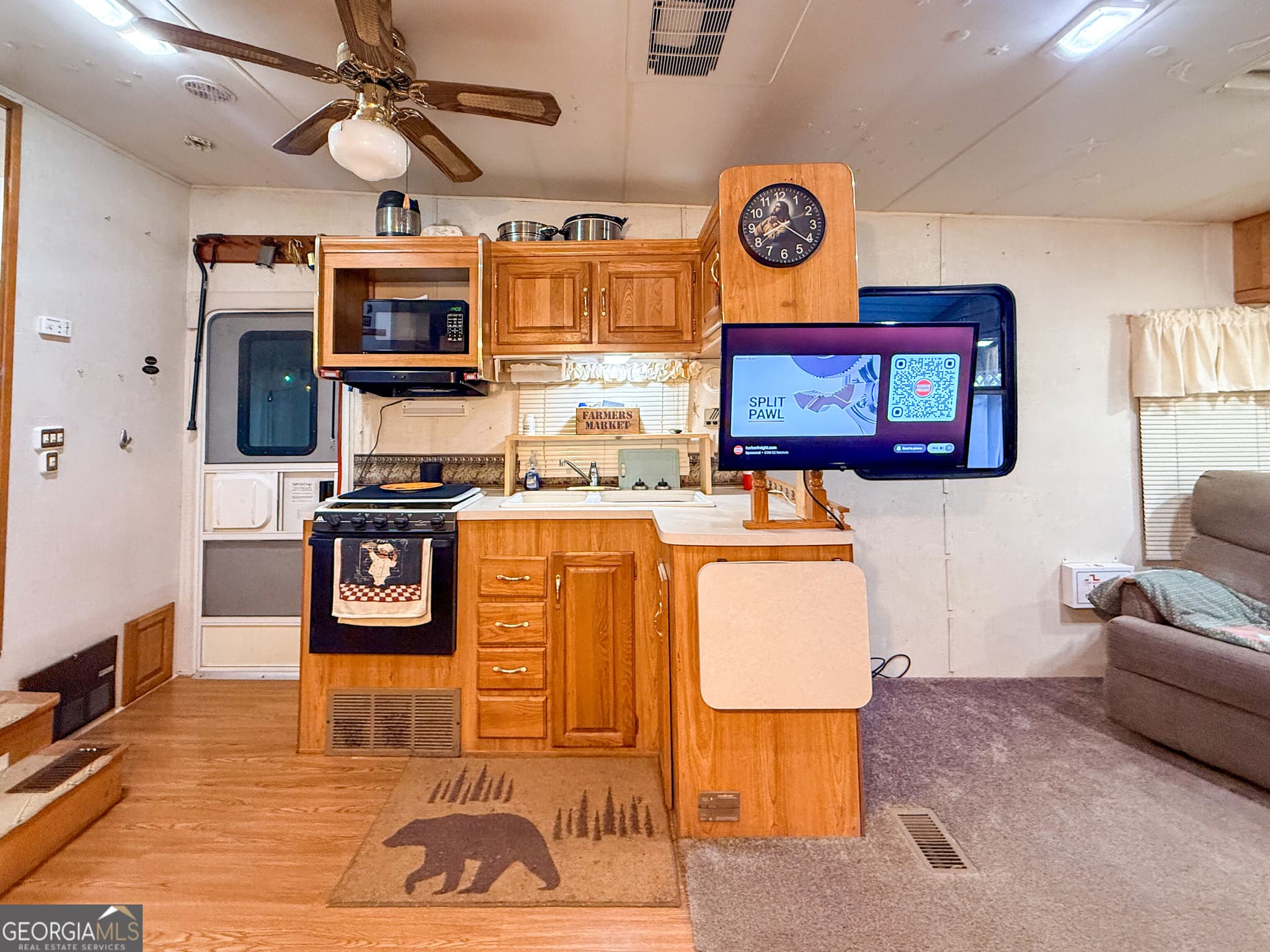 1 bedroom, 1 bathroom, 320 sq ft single family residence for sale at 159 Canyon Pass, Cleveland, GA 30528 — photo 3