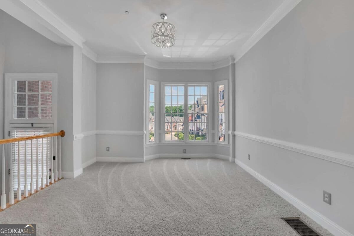 4 bedroom, 3.5 bathroom, 3,205 sq ft townhouse for sale at 1286 Creekside Terrace, Smyrna, GA 30082 — photo 5