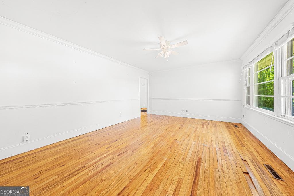 3 bedroom, 1 bathroom, 1,312 sq ft single family residence for sale at 6351 Highway 17, Canon, GA 30520 — photo 7