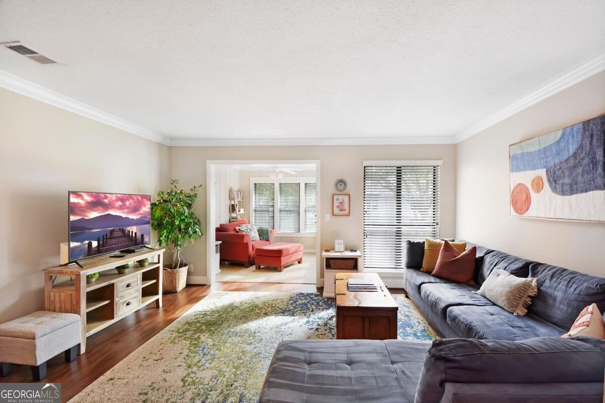 3 bedroom, 2 bathroom, 1,400 sq ft condominium for sale at 2511 Demere Road, St. Simons, GA 31522