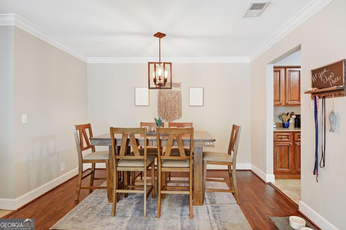 3 bedroom, 2 bathroom, 1,400 sq ft condominium for sale at 2511 Demere Road, St. Simons, GA 31522 — photo 8