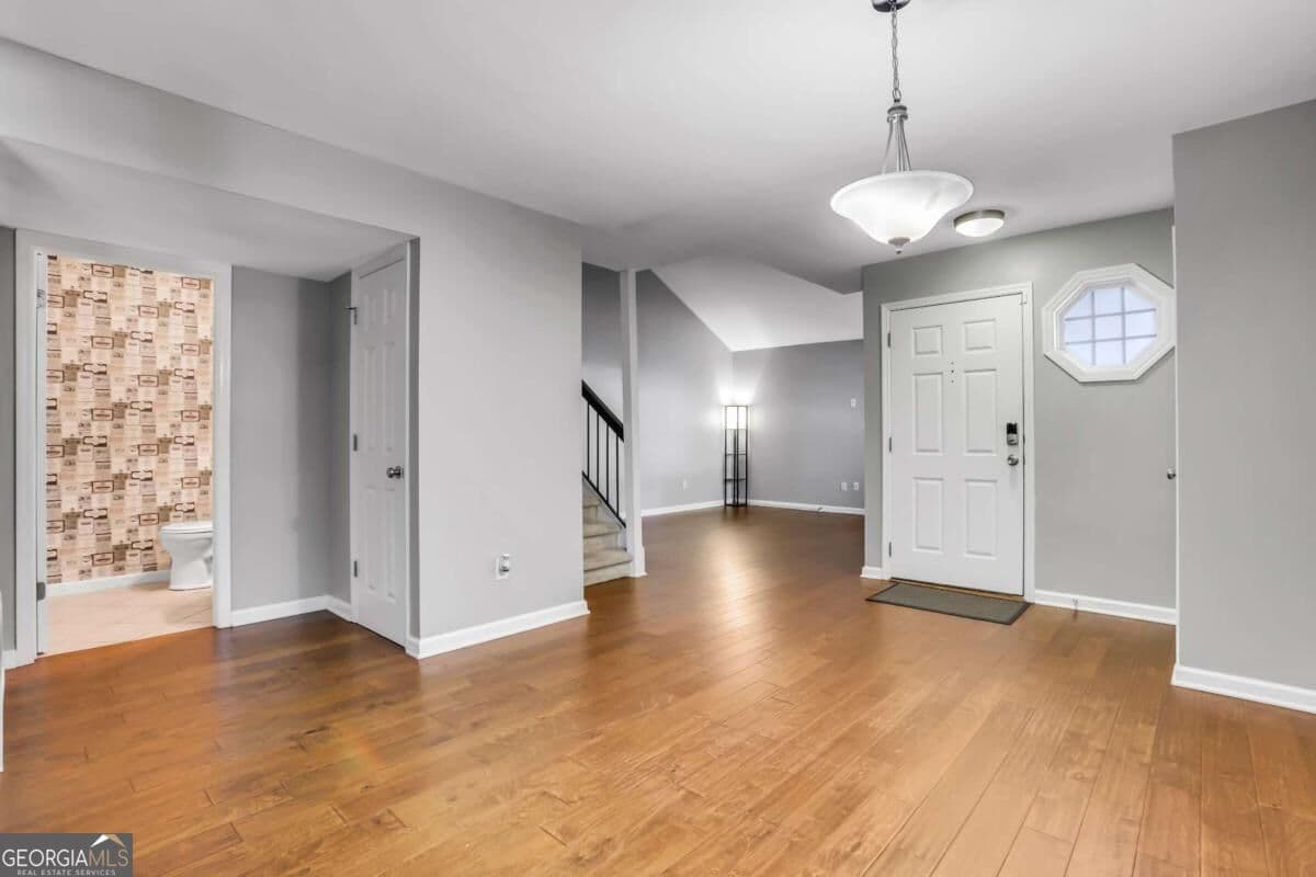 2 bedroom, 2.5 bathroom, 1,290 sq ft condominium for sale at 1468 Briarwood Road 2006, Atlanta, GA 30319 — photo 8