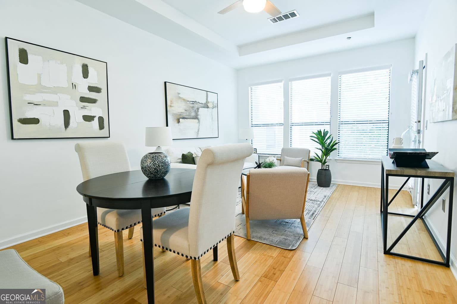 2 bedroom, 1 bathroom, 900 sq ft condominium for sale at 821 Ralph McGill Boulevard APT 2416, Atlanta, GA 30306 — photo 10