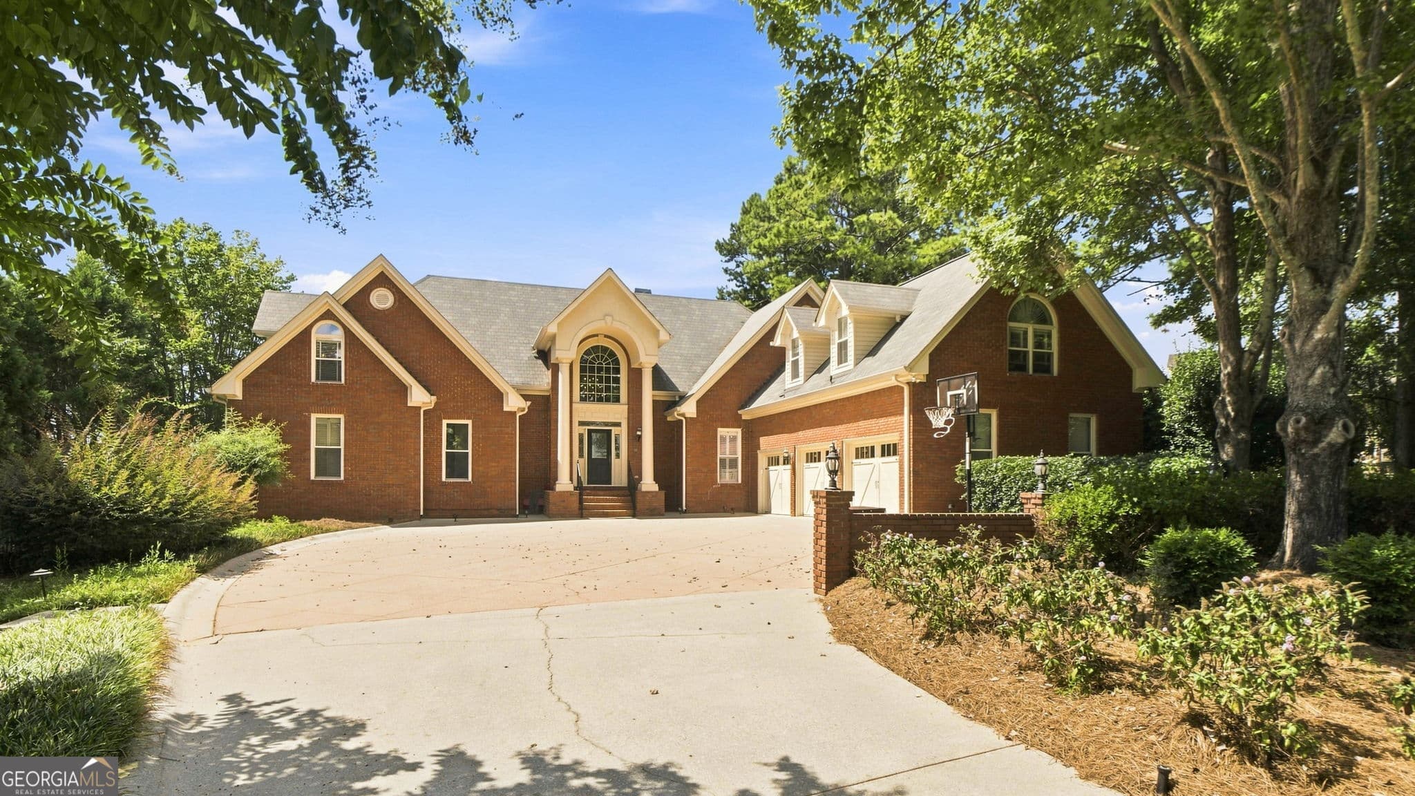 6 bedroom, 7 bathroom, 9,128 sq ft single family residence for sale at 3117 Lake Park Drive, Jonesboro, GA 30236 — photo 6
