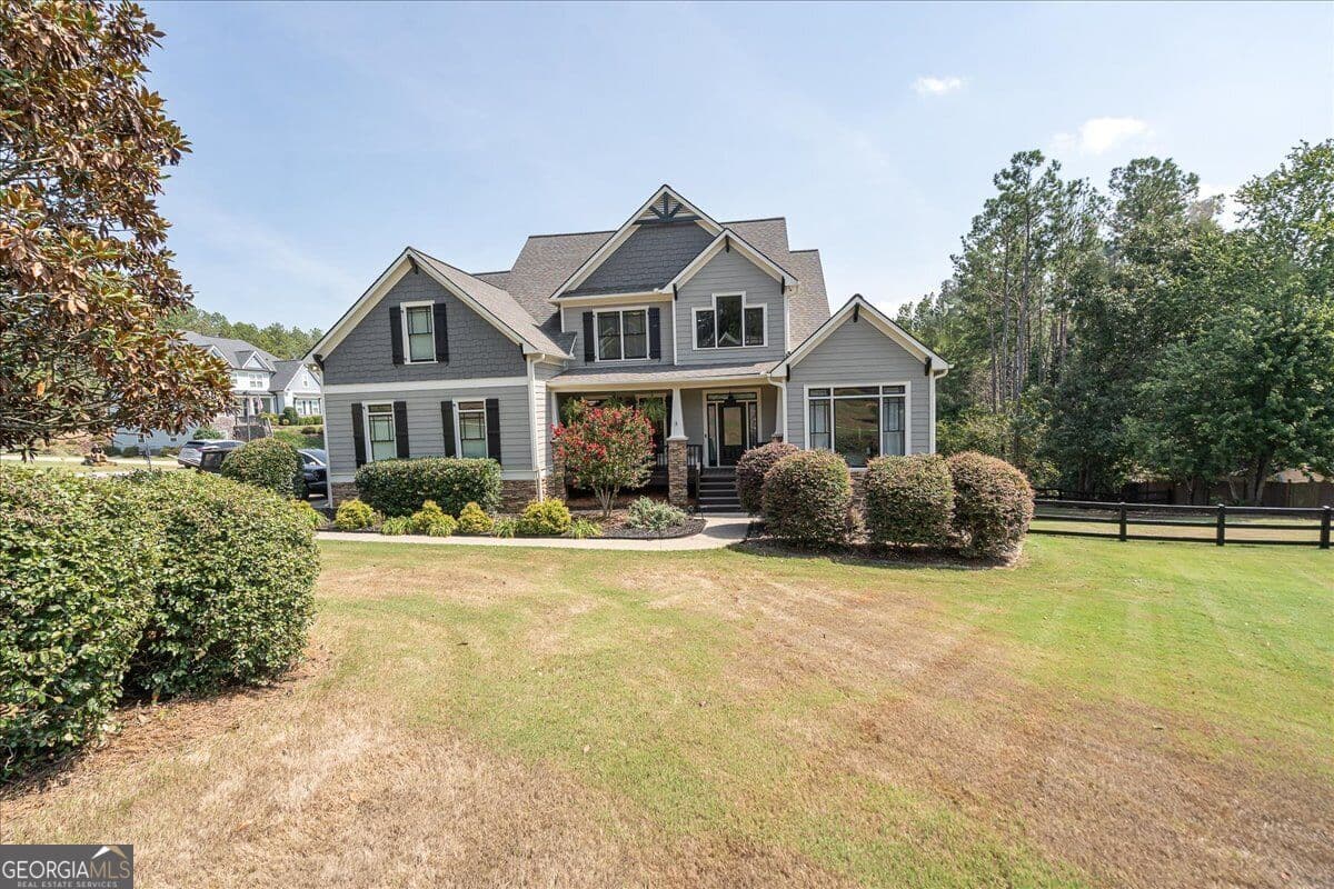 5 bedroom, 5 bathroom, 4,465 sq ft single family residence for sale at 12 Memorial Court, Dallas, GA 30132 — photo 2