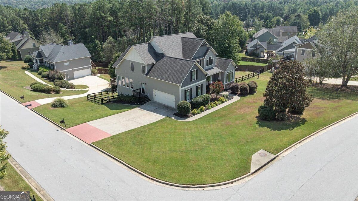 5 bedroom, 5 bathroom, 4,465 sq ft single family residence for sale at 12 Memorial Court, Dallas, GA 30132 — photo 3