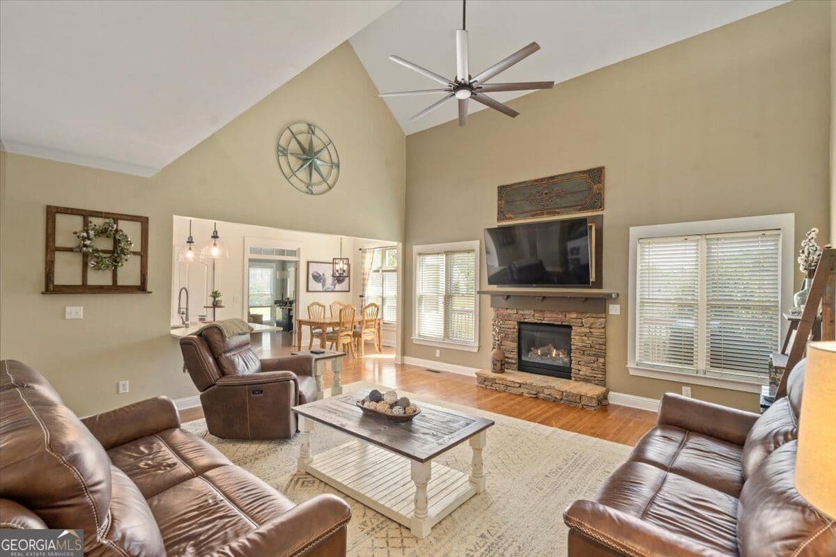 5 bedroom, 5 bathroom, 4,465 sq ft single family residence for sale at 12 Memorial Court, Dallas, GA 30132 — photo 8