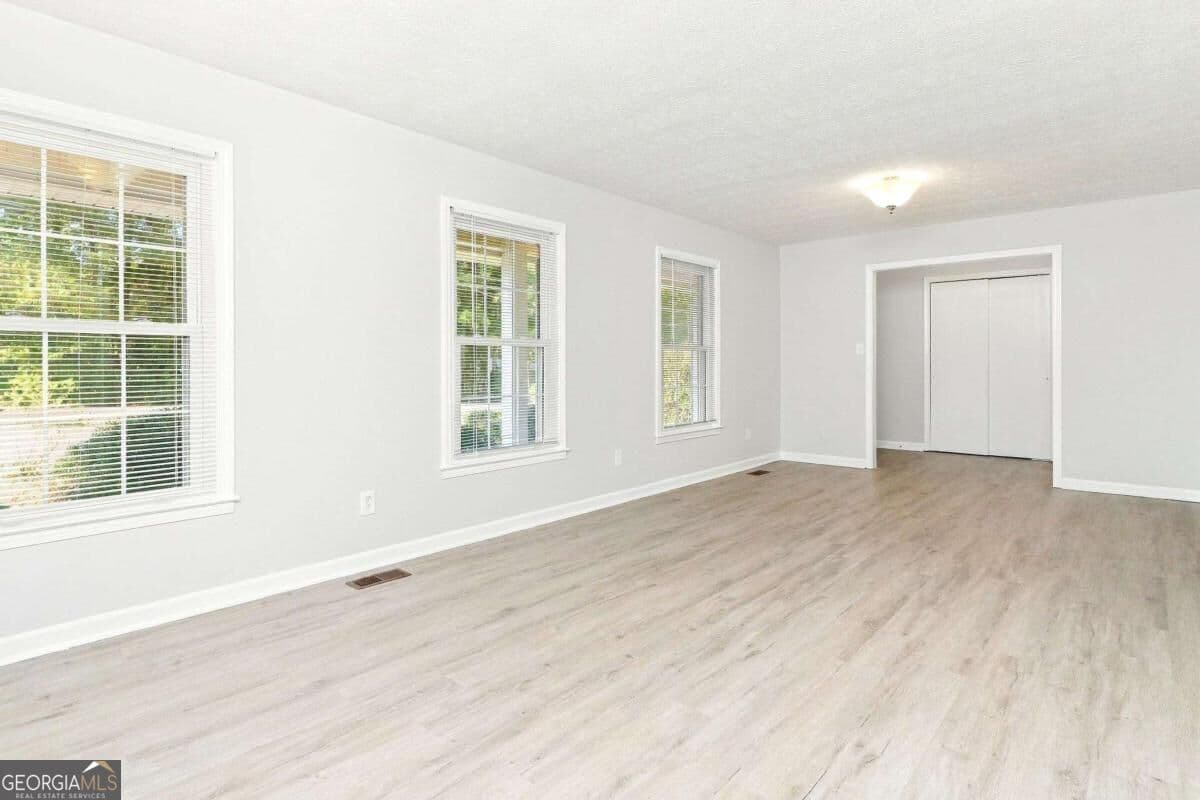 3 bedroom, 2 bathroom single family residence for rent at 5639 Stewart Mill Road, Douglasville, GA 30135 for $1,865 a month — photo 6