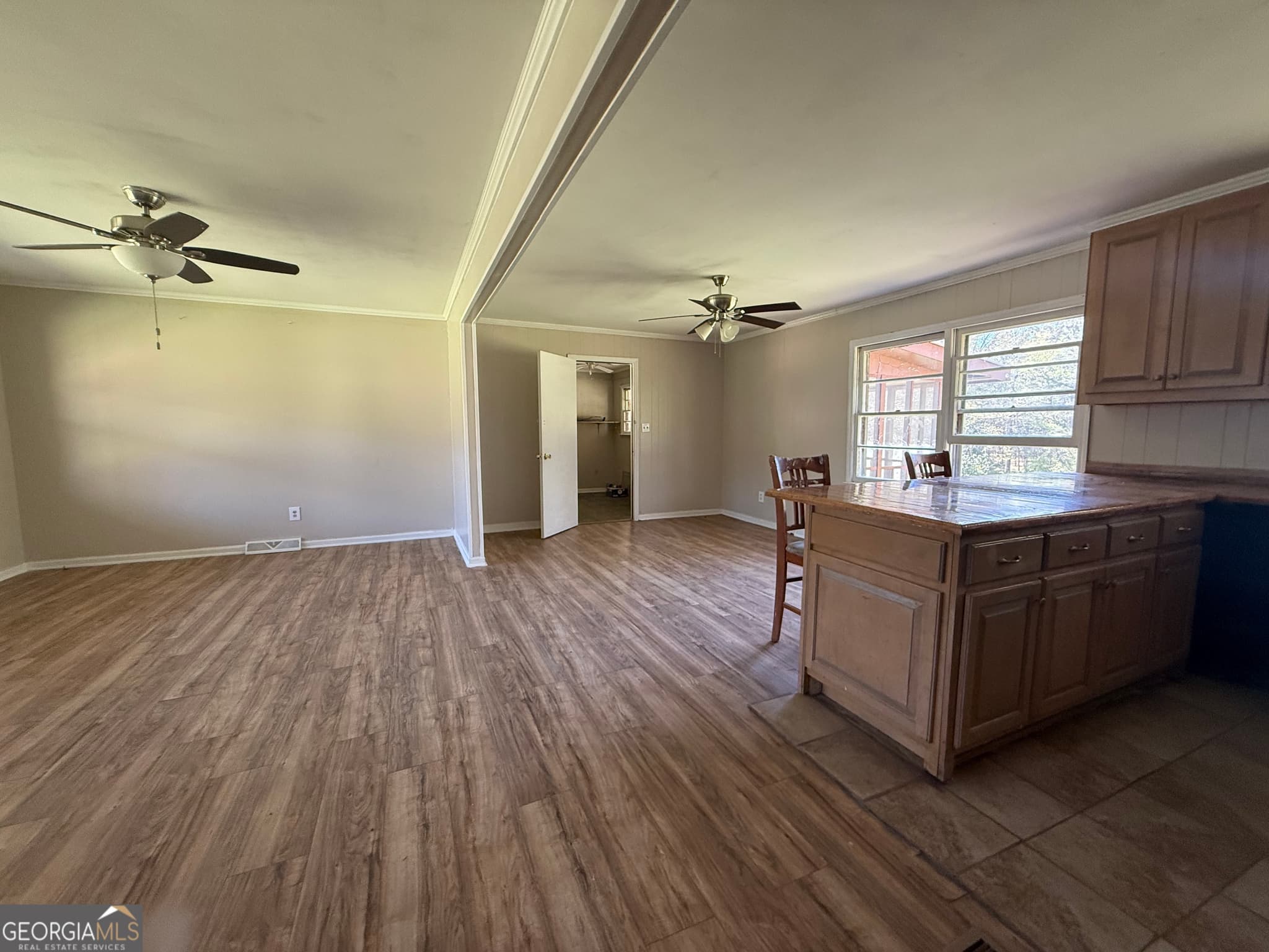3 bedroom, 1 bathroom, 1,385 sq ft single family residence under contract at 28 Brewer Road, Jewell, GA 31045 — photo 4