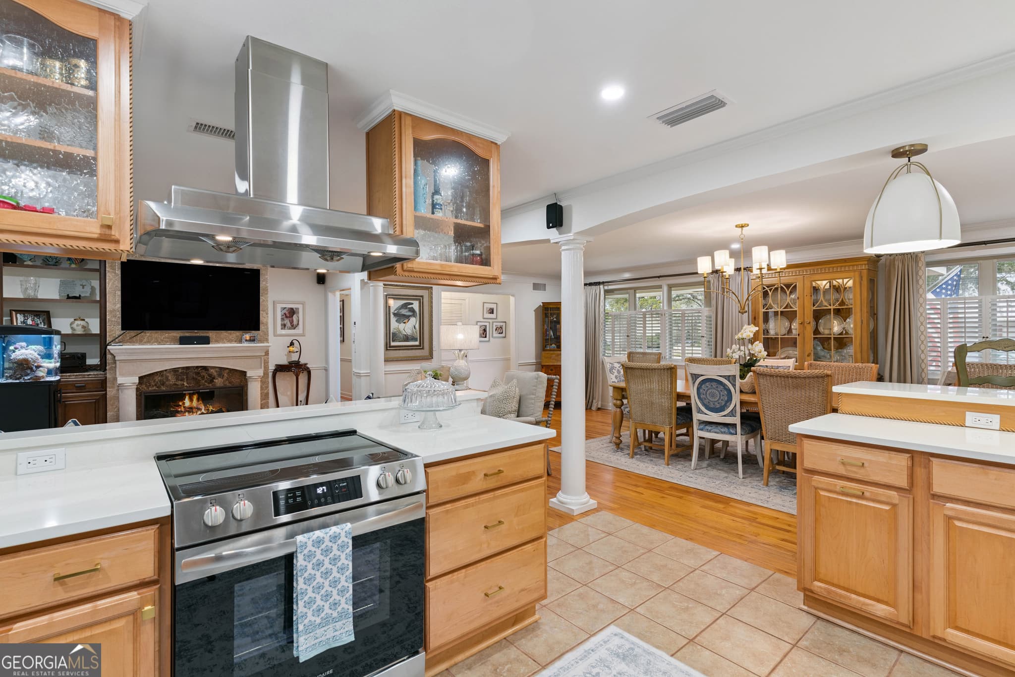 4 bedroom, 3 bathroom, 2,382 sq ft single family residence for sale at 519 Wesley Oak Circle, St. Simons, GA 31522 — photo 10