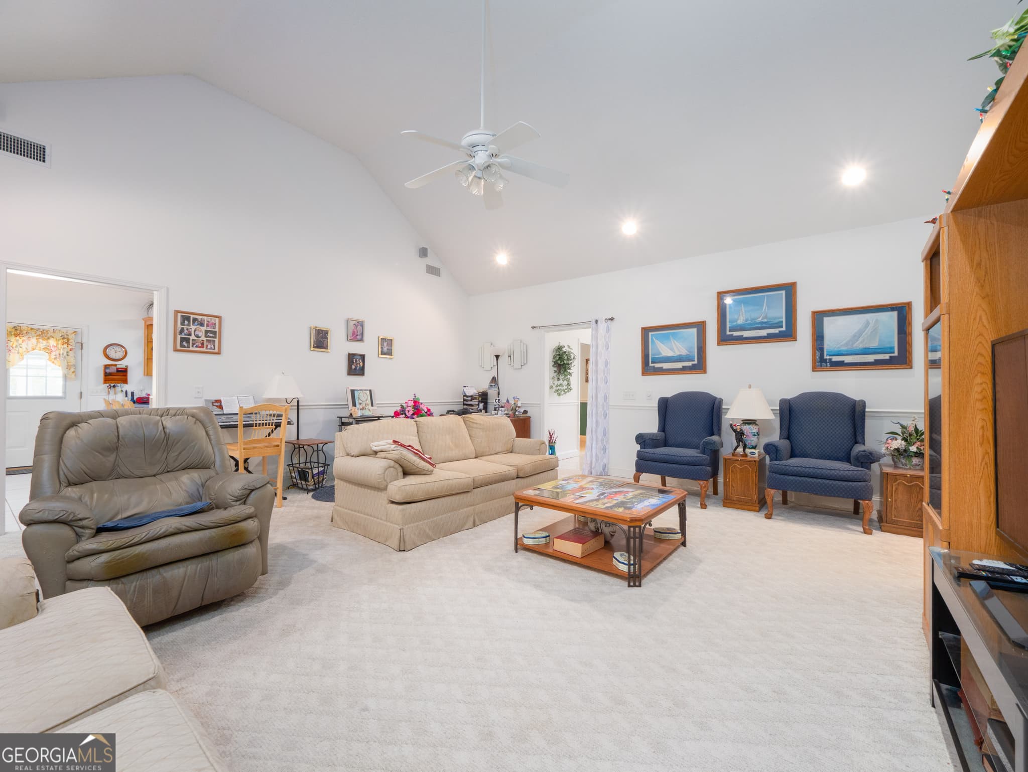 3 bedroom, 2 bathroom, 2,384 sq ft single family residence for sale at 545 Cody Drive, Jesup, GA 31545 — photo 5