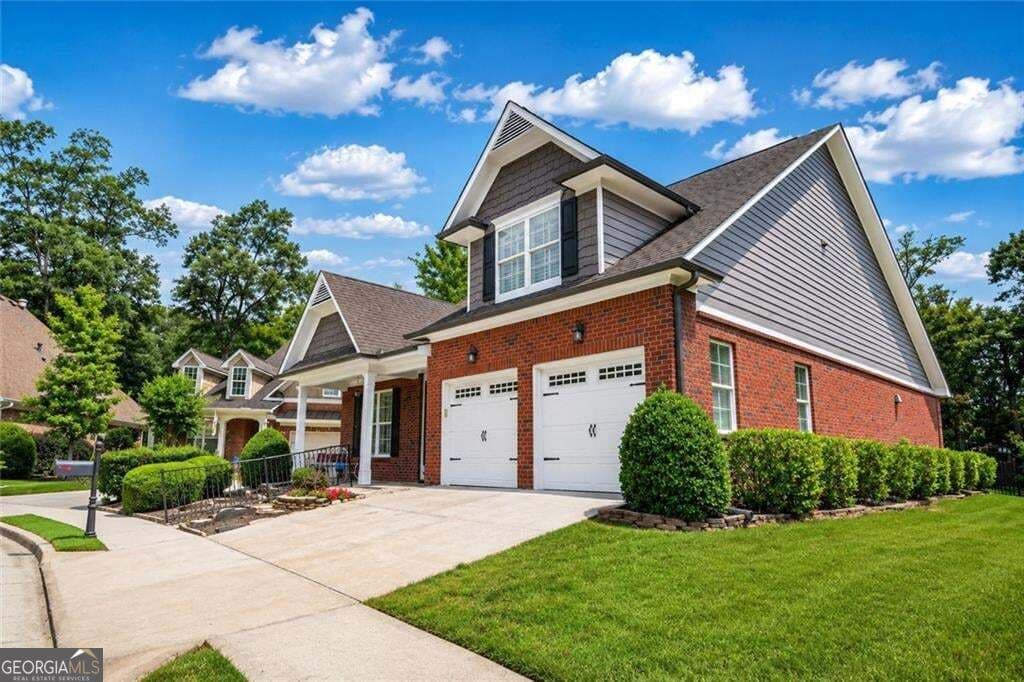 3 bedroom, 3.5 bathroom, 2,312 sq ft single family residence for sale at 419 Bishopton Street, Grayson, GA 30017 — photo 2