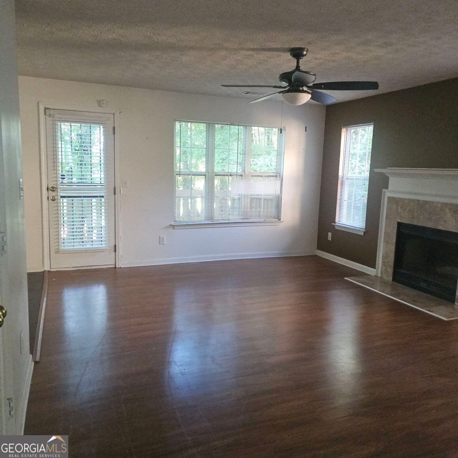 3 bedroom, 2.5 bathroom, 1,856 sq ft single family residence for sale at 840 Revena Drive, Austell, GA 30168 — photo 5
