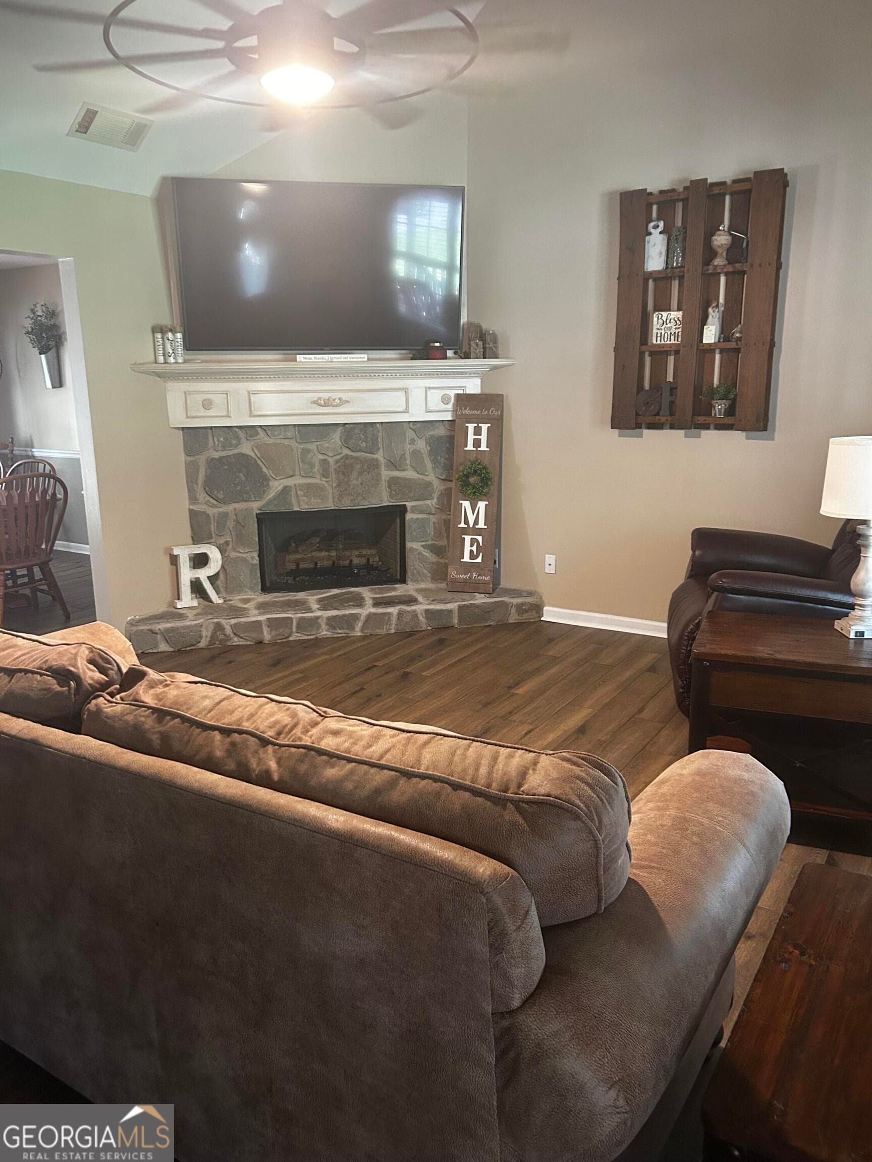3 bedroom, 2 bathroom, 1,646 sq ft single family residence for sale at 215 Iron Hill Road, Taylorsville, GA 30178 — photo 2
