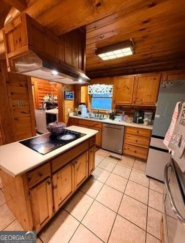 4 bedroom, 3 bathroom, 1,626 sq ft cabin,single family residence for sale at 215 Hendricks Lane, Brunswick, GA 31520 — photo 8