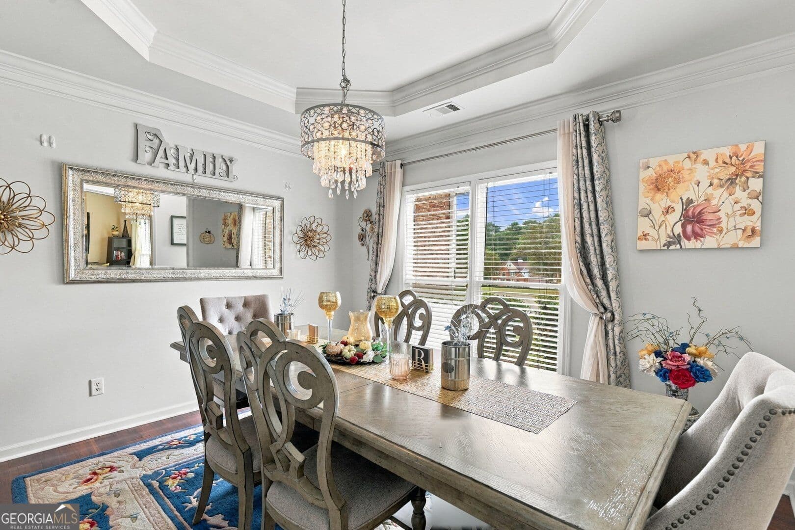 4 bedroom, 2.5 bathroom, 3,068 sq ft single family residence for sale at 5015 Tidewater Way, Alpharetta, GA 30005 — photo 8