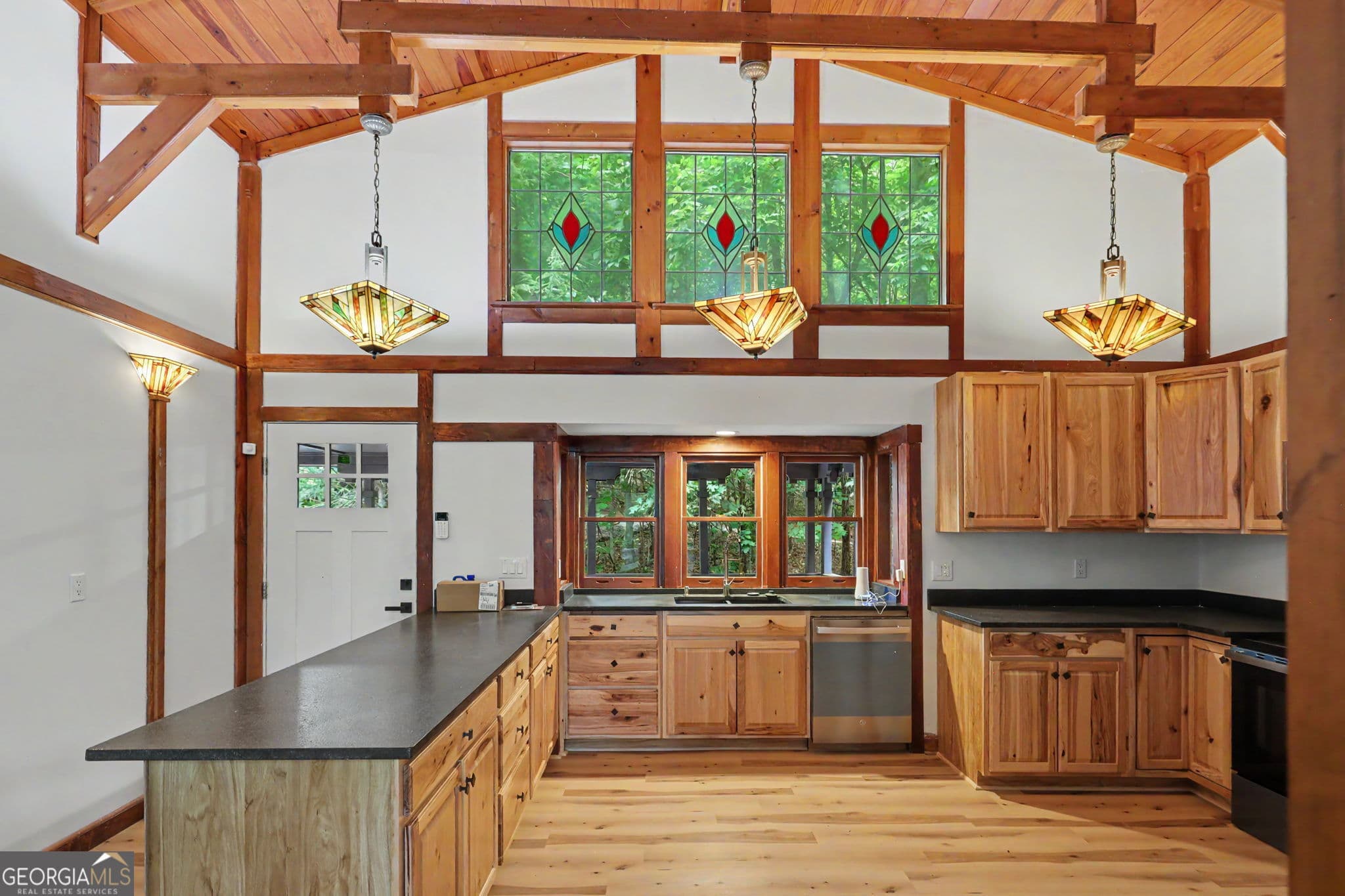 3 bedroom, 2.5 bathroom, 2,304 sq ft single family residence for sale at 996 Crestview Drive, Otto, NC 28763 — photo 10