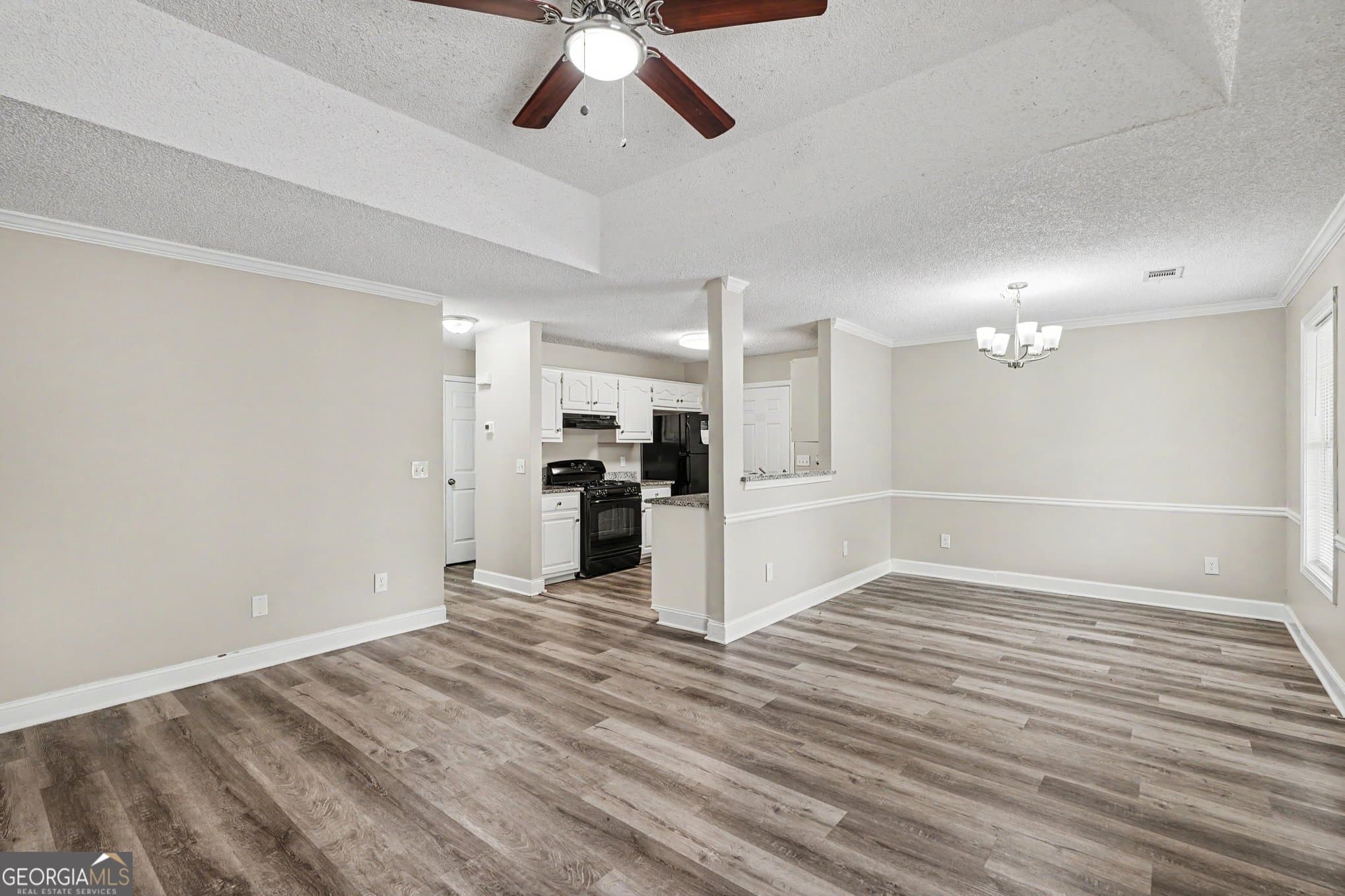 3 bedroom, 2 bathroom, 1,104 sq ft single family residence for sale at 1382 N Hampton Drive, Hampton, GA 30228 — photo 4