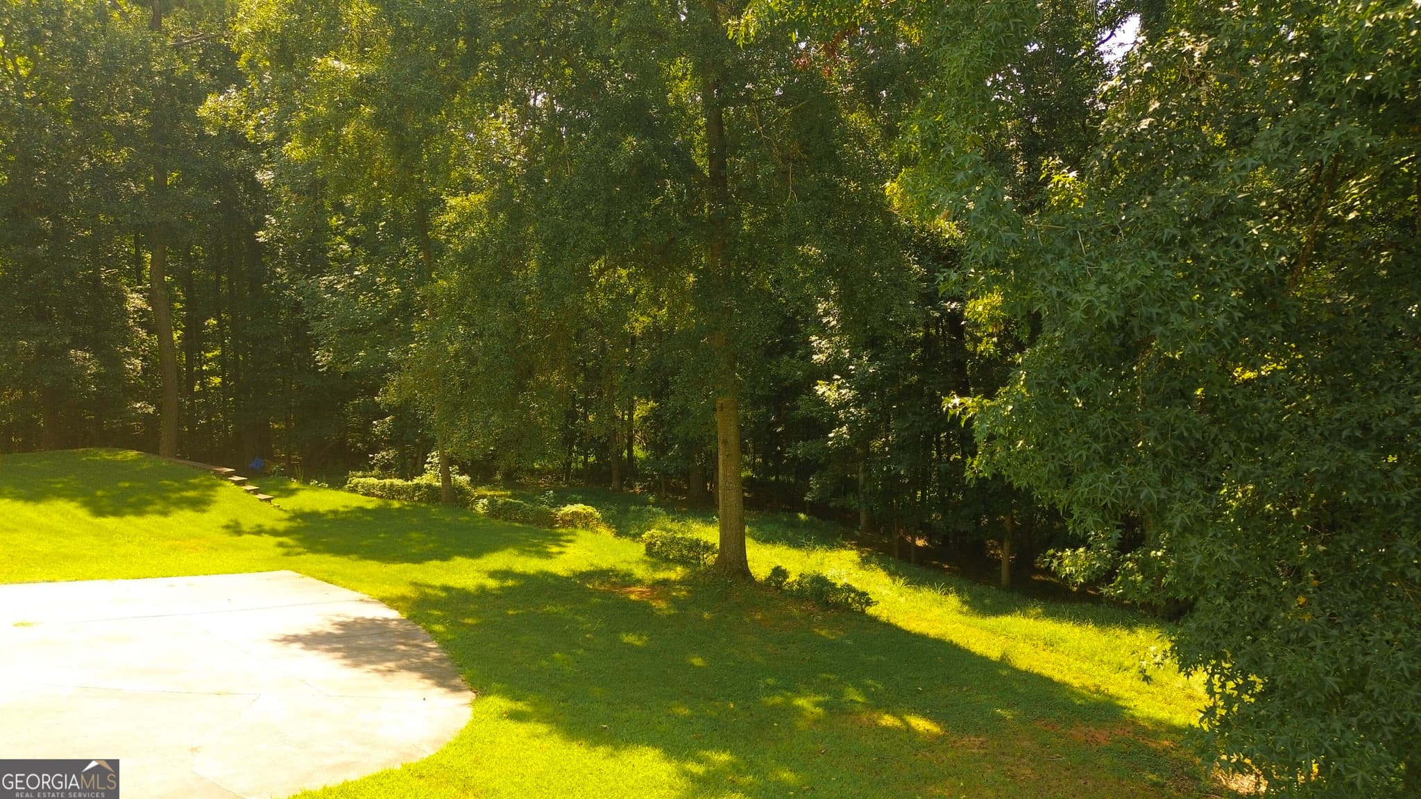 3 bedroom, 3 bathroom, 4,522 sq ft single family residence for sale at 2436 SE Staffordshire Way, Conyers, GA 30013 — photo 6