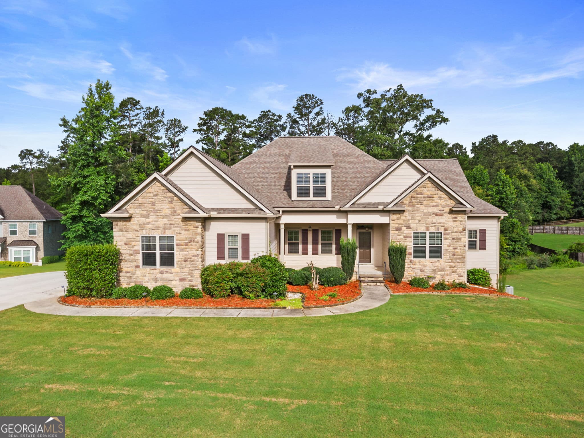 5 bedroom, 3.5 bathroom, 3,409 sq ft single family residence sold at 31 Palomino Court, Newnan, GA 30265