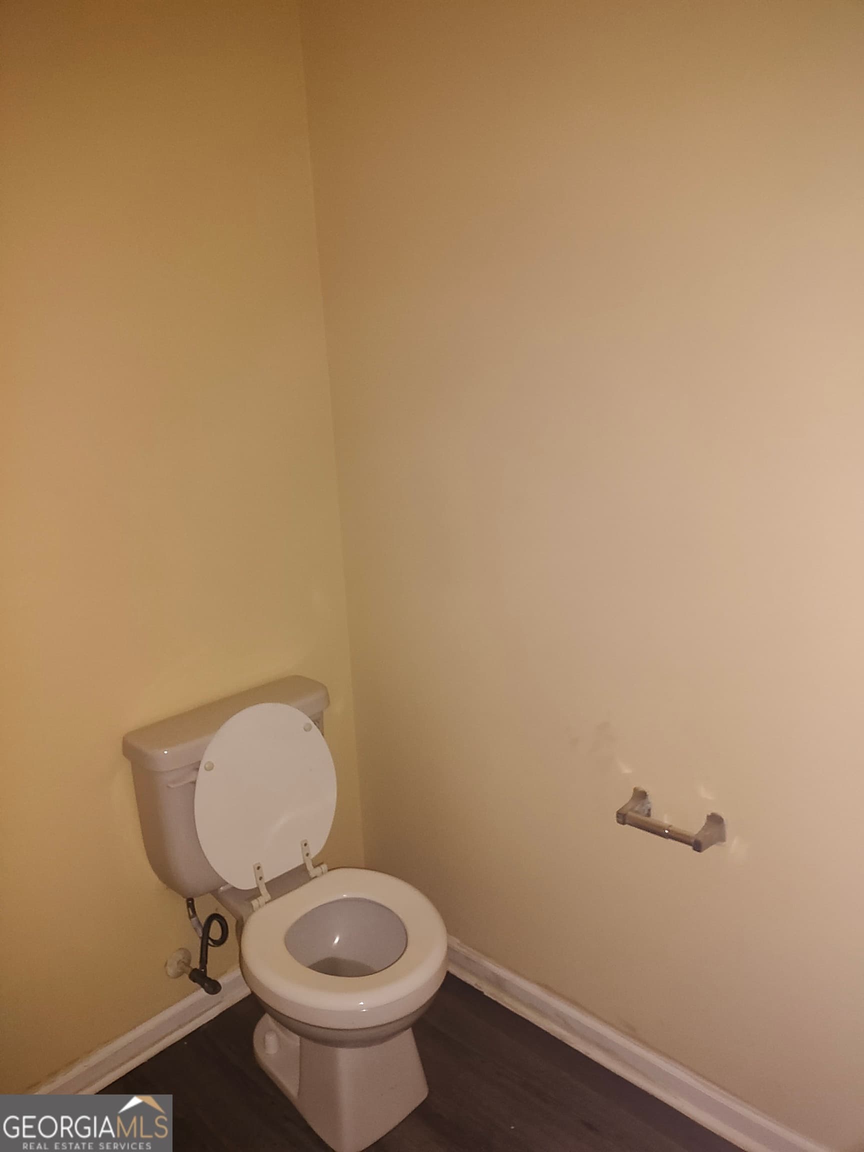3 bedroom, 2.5 bathroom, 1,612 sq ft townhouse for rent at 7306 Bridlewood Court, Jonesboro, GA 30236 for $1,600 a month — photo 6