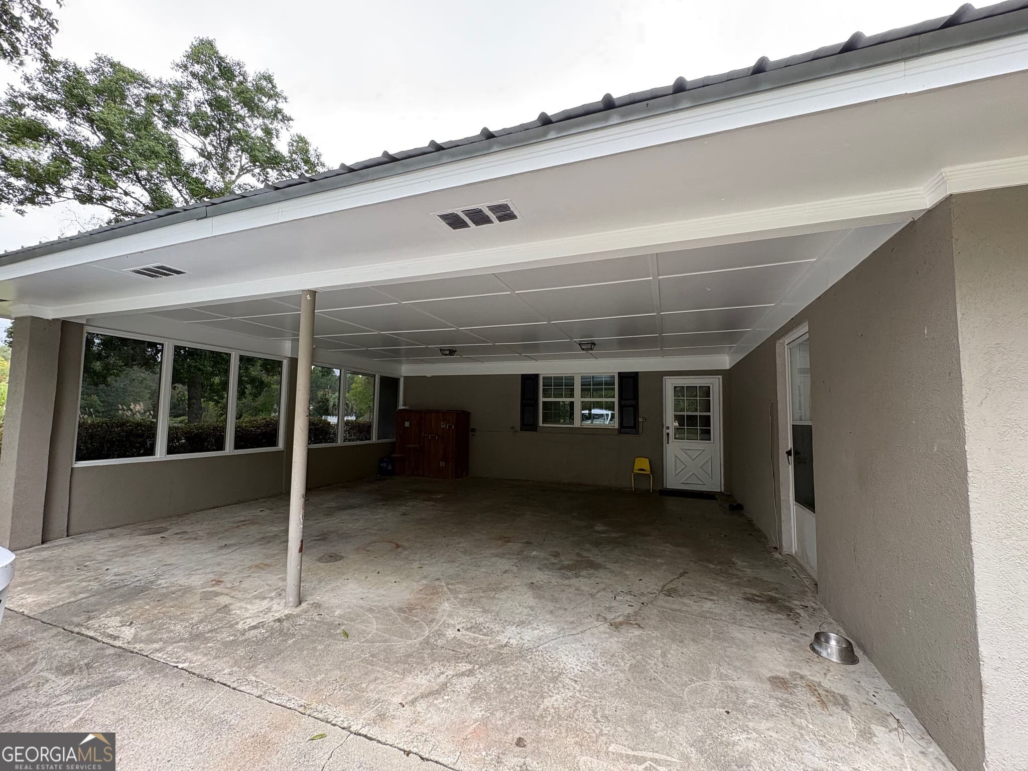 4 bedroom, 2.5 bathroom, 2,289 sq ft single family residence for rent at 106 Cherry Street, Statesboro, GA 30461 for $2,000 a month — photo 2