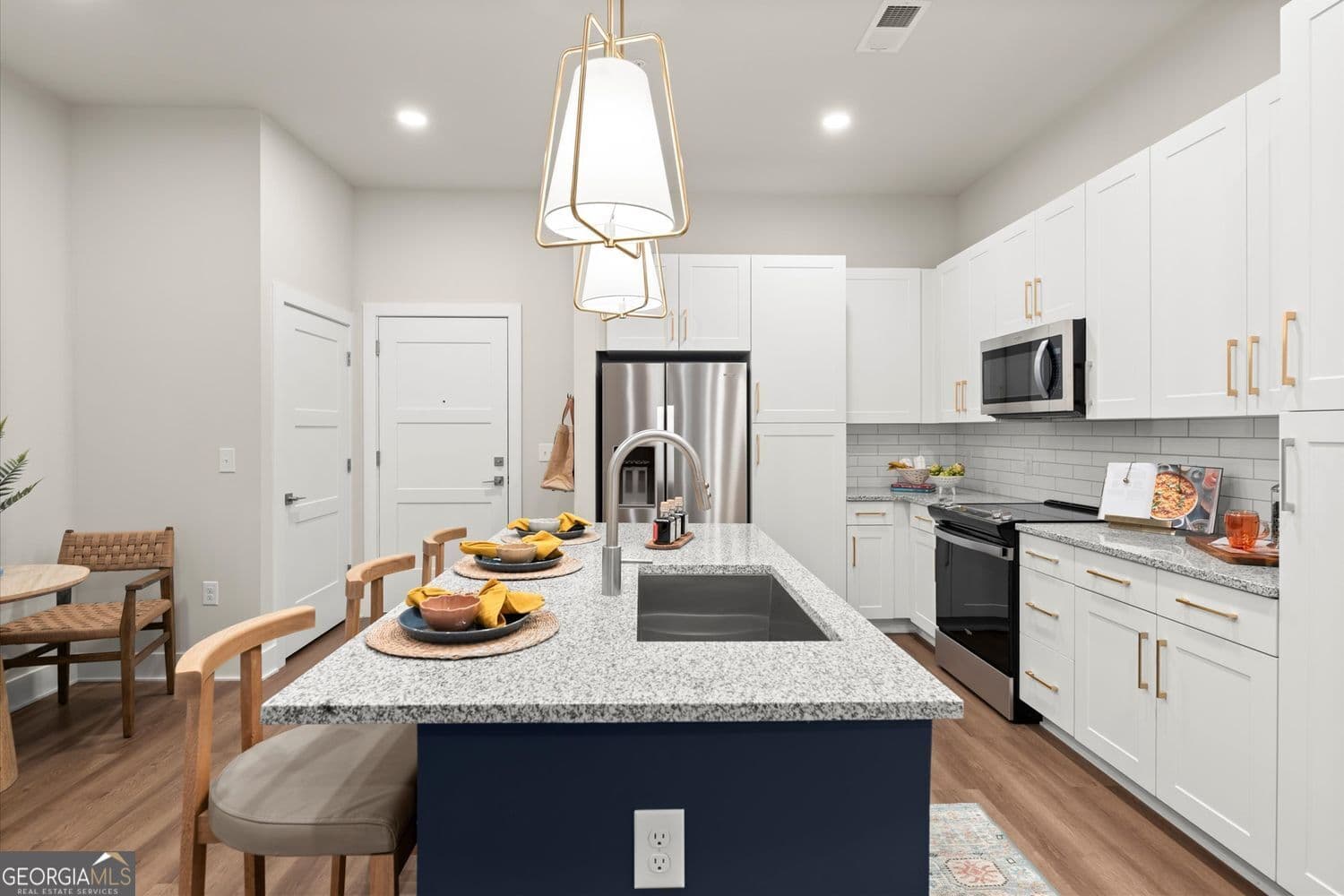 2 bedroom, 2 bathroom condominium for rent at 2648 Sandy Plains Road 240, Marietta, GA 30066 for $2,764 a month — photo 6