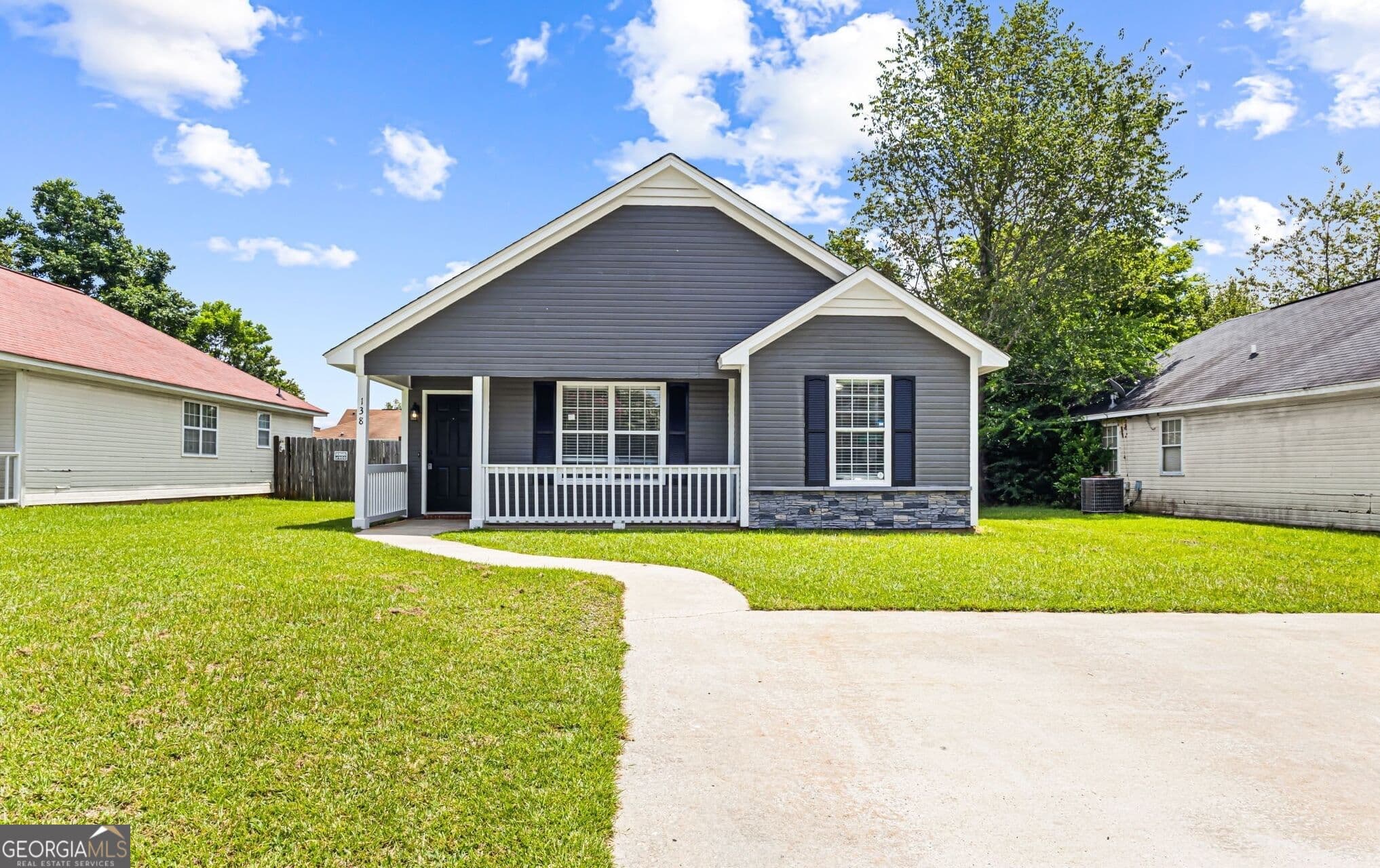 3 bedroom, 2 bathroom, 1,196 sq ft single family residence for rent at 138 Kensington Circle, Warner Robins, GA 31093 for $1,600 a month — photo 1 of 1