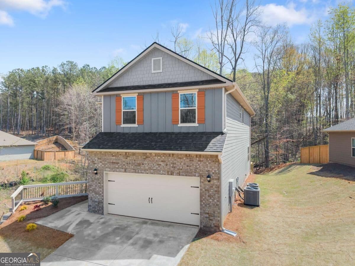 5 bedroom, 3.5 bathroom, 3,162 sq ft single family residence for sale at 266 Magnolia Villas Drive, Cornelia, GA 30531 — photo 5
