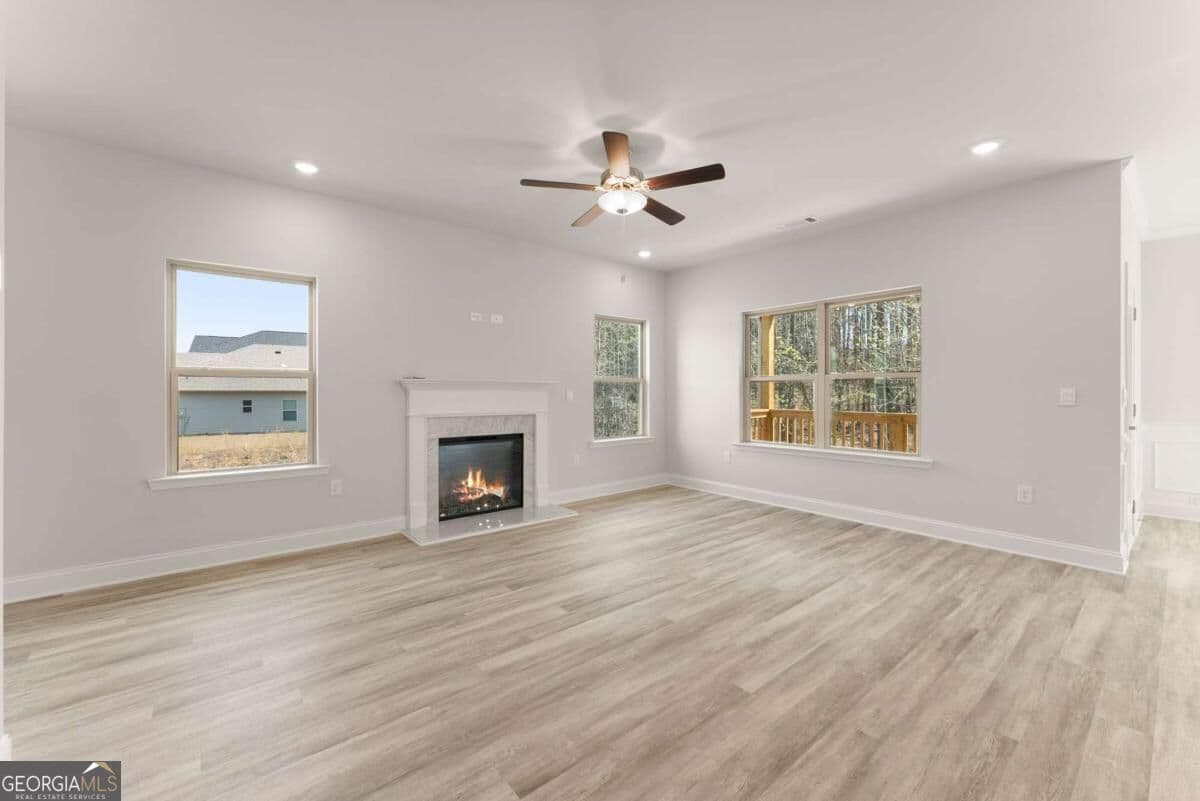 5 bedroom, 3.5 bathroom, 3,162 sq ft single family residence for sale at 266 Magnolia Villas Drive, Cornelia, GA 30531 — photo 10