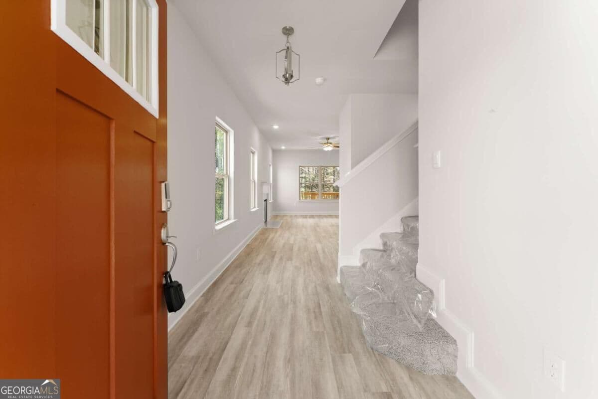 5 bedroom, 3.5 bathroom, 3,162 sq ft single family residence for sale at 266 Magnolia Villas Drive, Cornelia, GA 30531 — photo 8