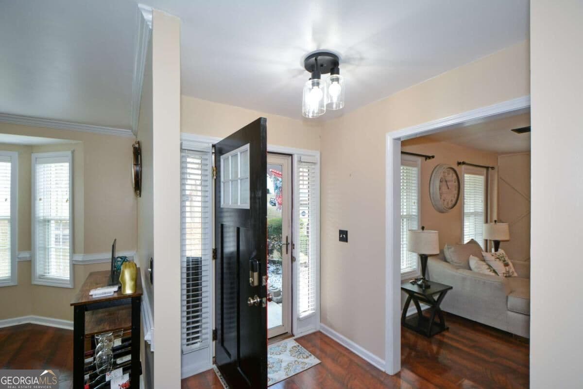 3 bedroom, 2.5 bathroom, 2,316 sq ft single family residence for sale at 4400 Mortons Way, Ellenwood, GA 30294 — photo 6