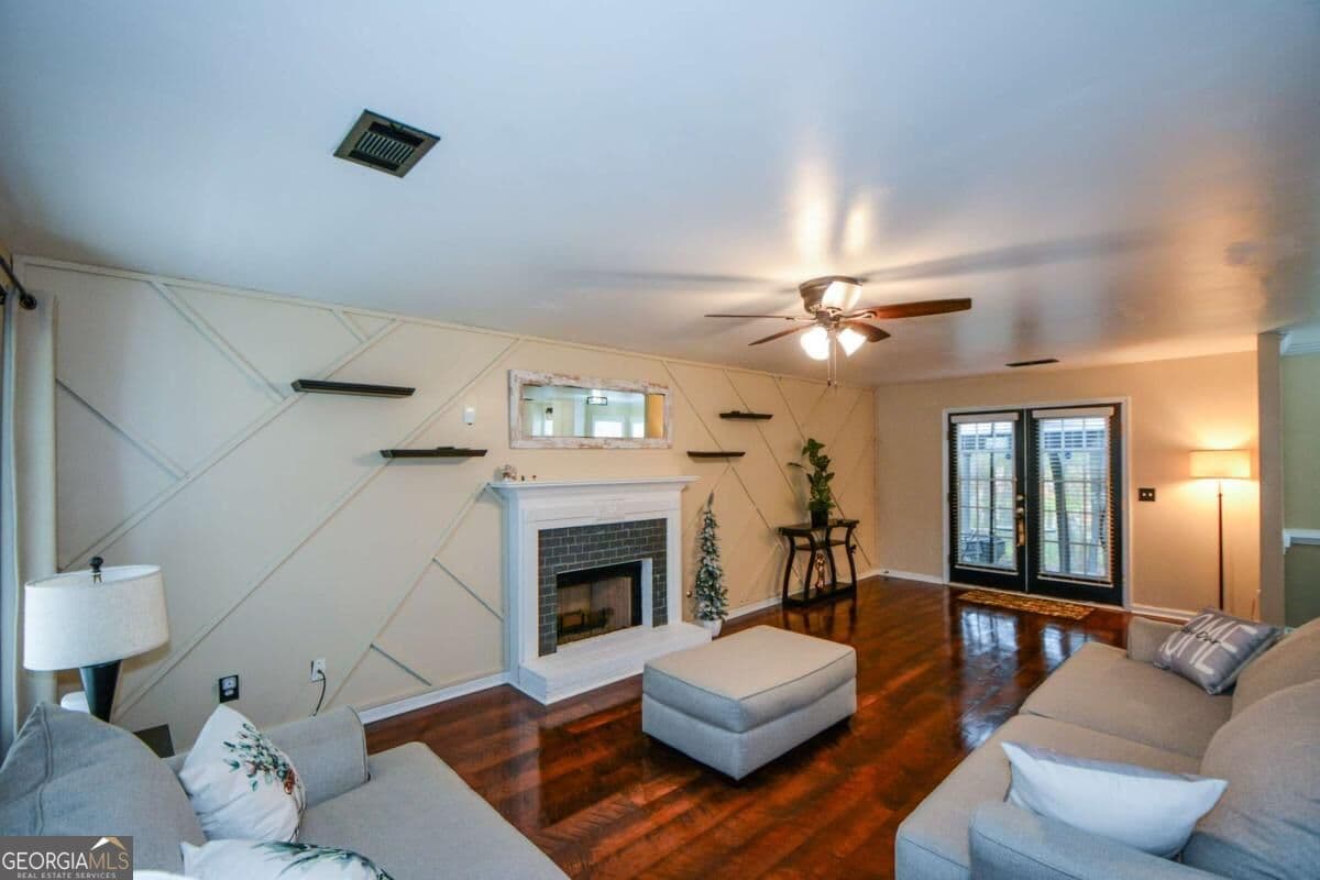 3 bedroom, 2.5 bathroom, 2,316 sq ft single family residence for sale at 4400 Mortons Way, Ellenwood, GA 30294 — photo 10