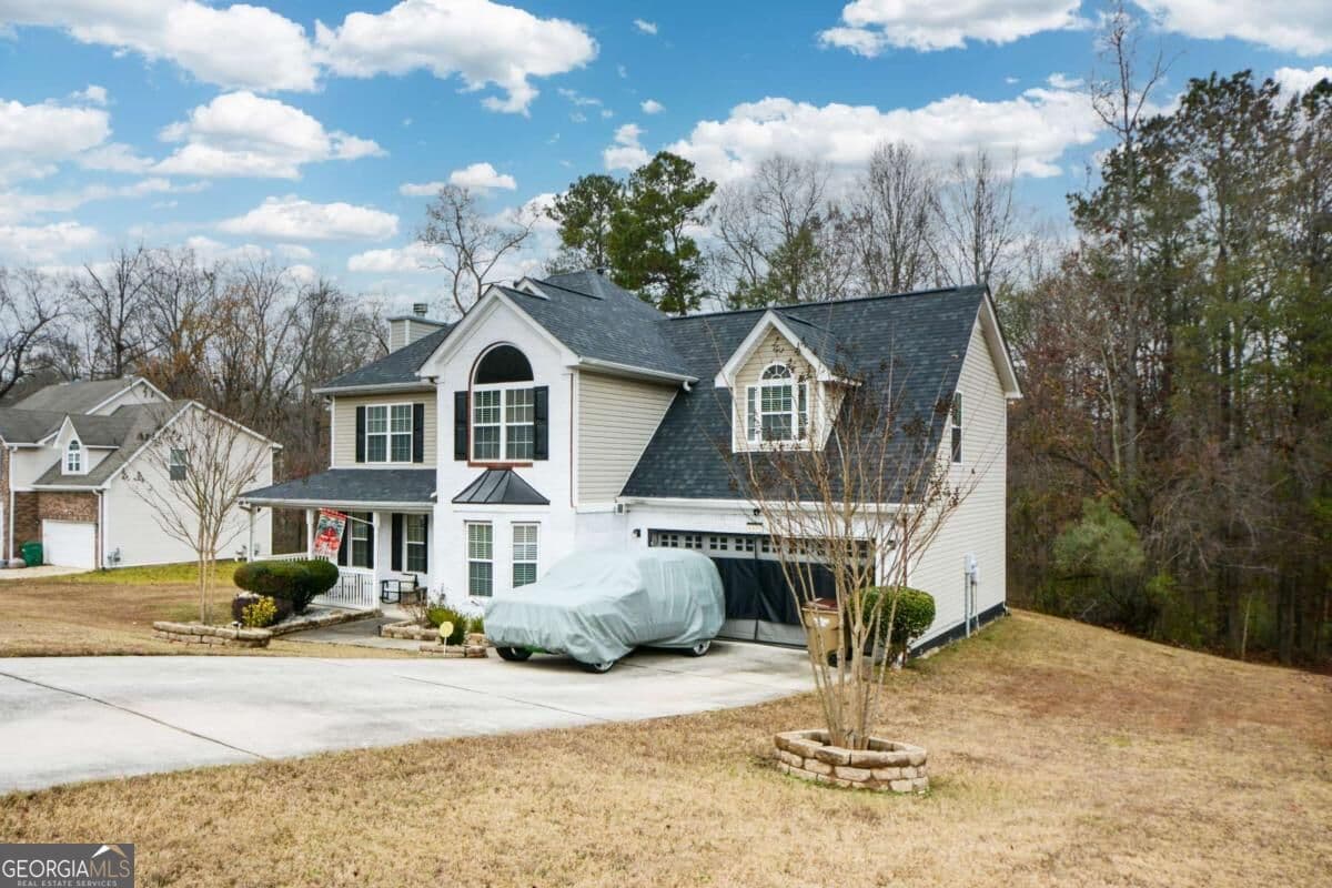 3 bedroom, 2.5 bathroom, 2,316 sq ft single family residence for sale at 4400 Mortons Way, Ellenwood, GA 30294 — photo 4