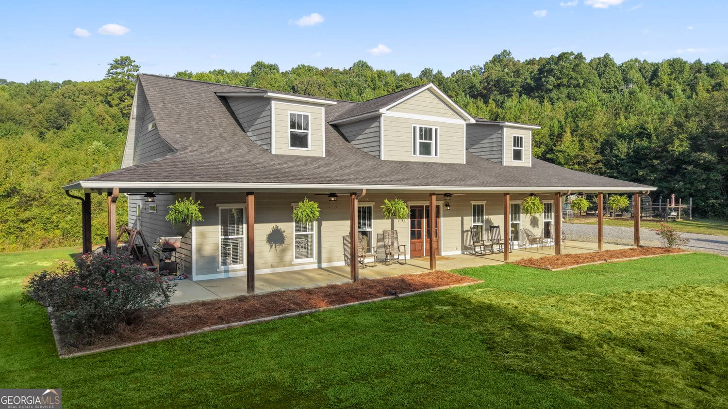 6 bedroom, 3.5 bathroom, 3,196 sq ft single family residence for sale at 355 Orchard Road, Summerville, GA 30747 — photo 5