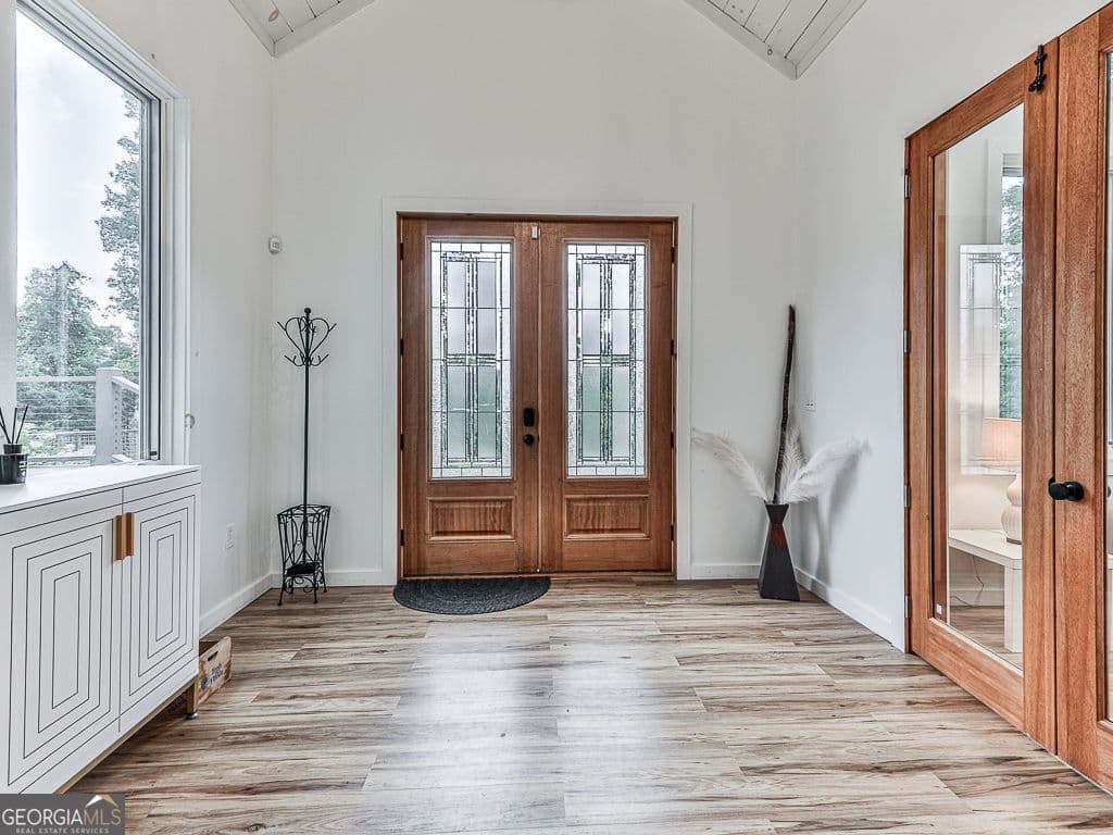 4 bedroom, 3 bathroom, 5,009 sq ft single family residence for sale at 121 Cider House Lane, Blue Ridge, GA 30513 — photo 6