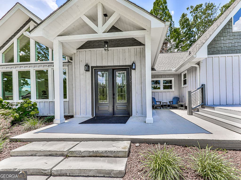 4 bedroom, 3 bathroom, 5,009 sq ft single family residence for sale at 121 Cider House Lane, Blue Ridge, GA 30513 — photo 5