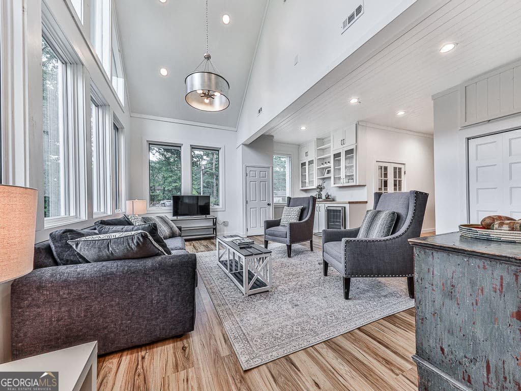 4 bedroom, 3 bathroom, 5,009 sq ft single family residence for sale at 121 Cider House Lane, Blue Ridge, GA 30513 — photo 8