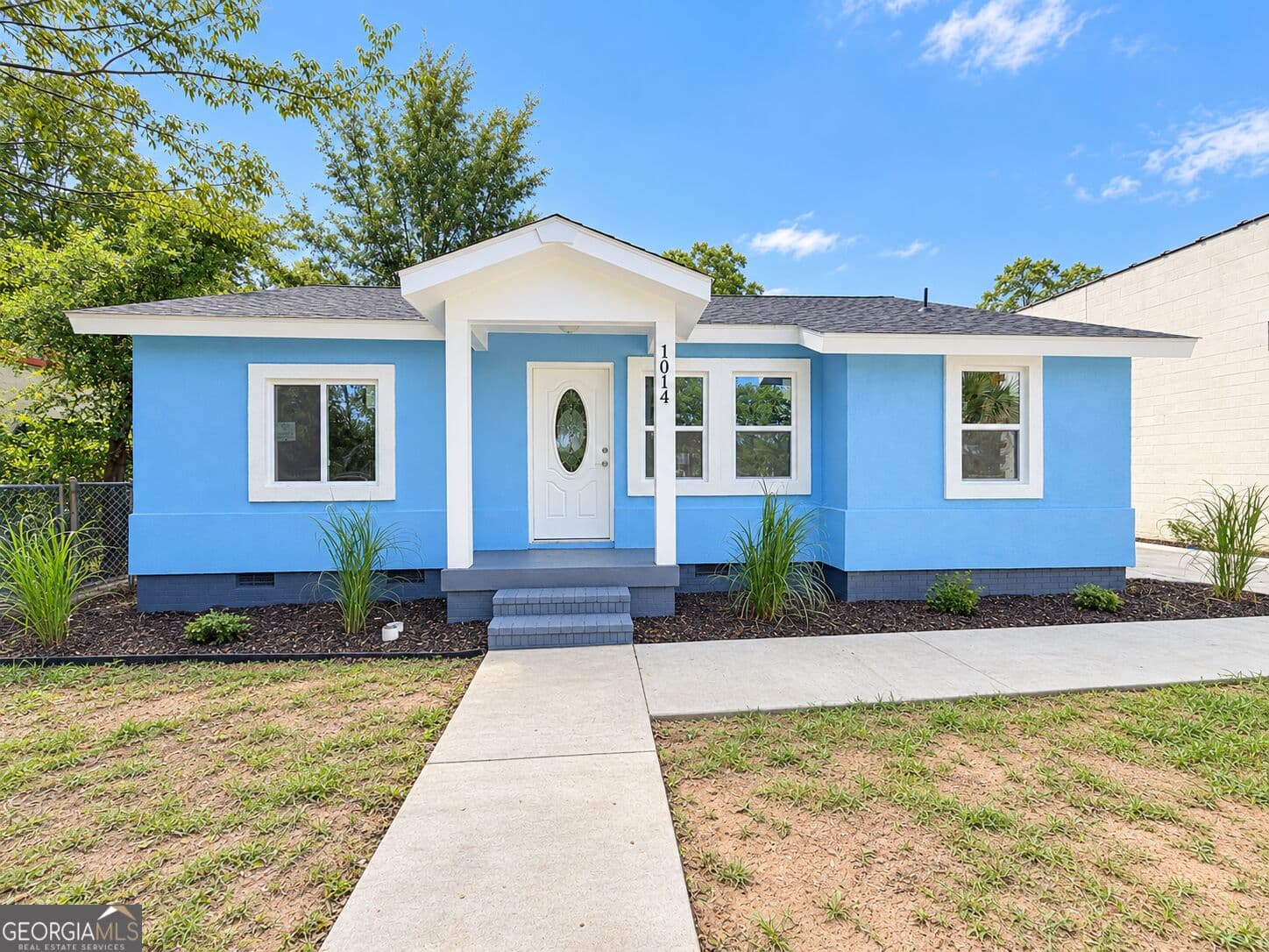 3 bedroom, 2 bathroom, 1,424 sq ft single family residence for sale at 1014 Highland Avenue, Albany, GA 31701