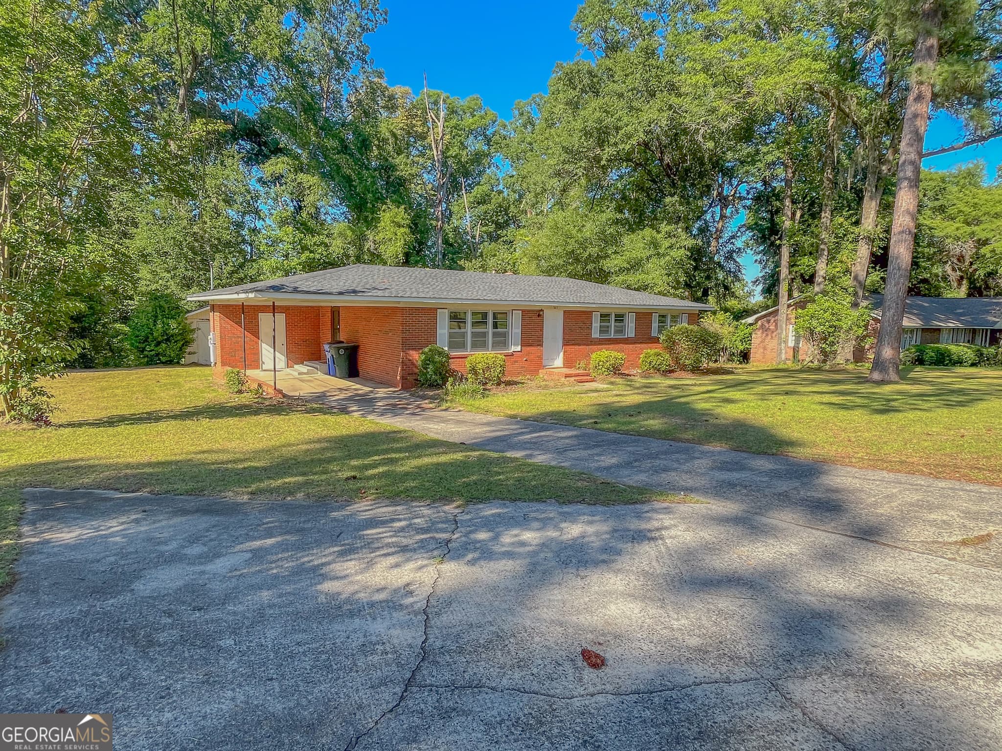 3 bedroom, 2 bathroom, 1,772 sq ft single family residence for sale at 307 Brookdale Drive, Dublin, GA 31021 — photo 2